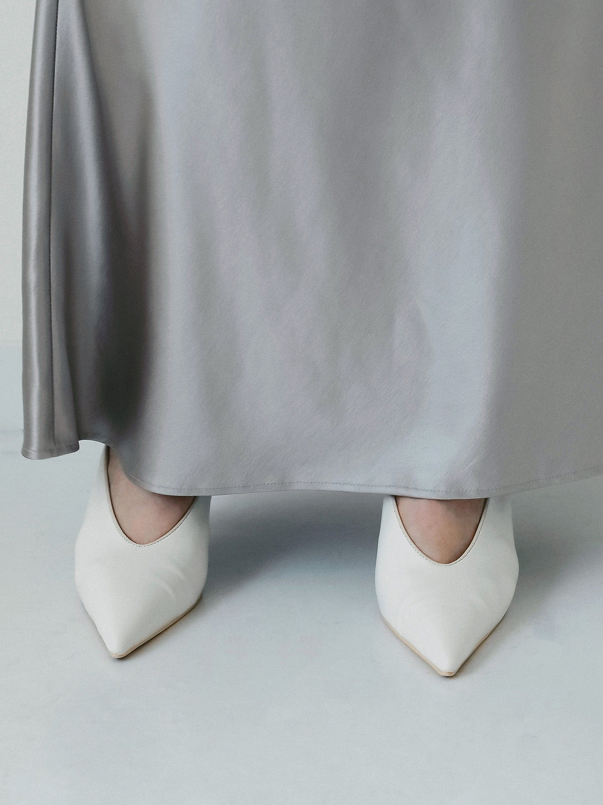 パイピングスリングバックパンプス