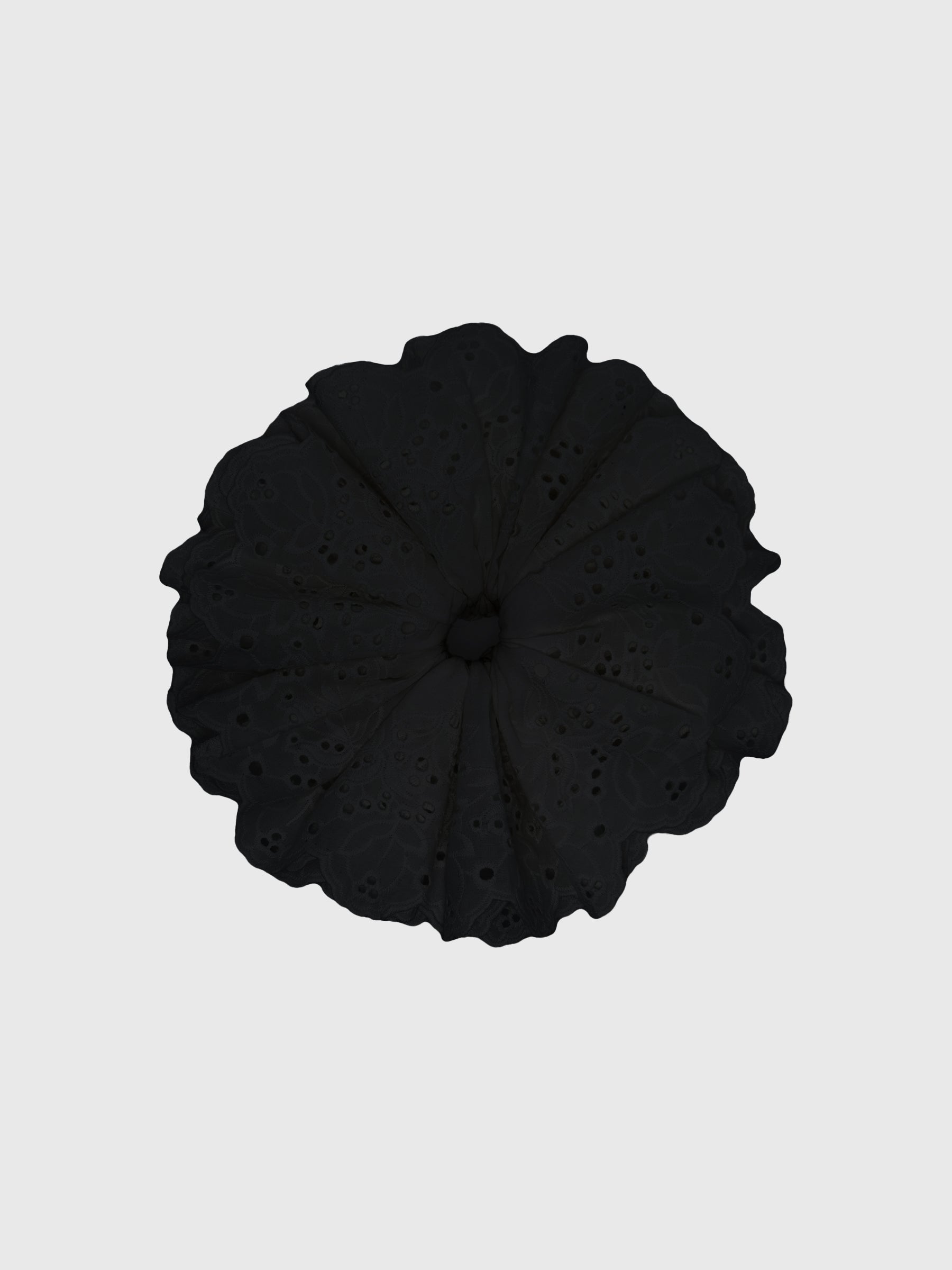 エンブロイダリーフラワーシュシュ