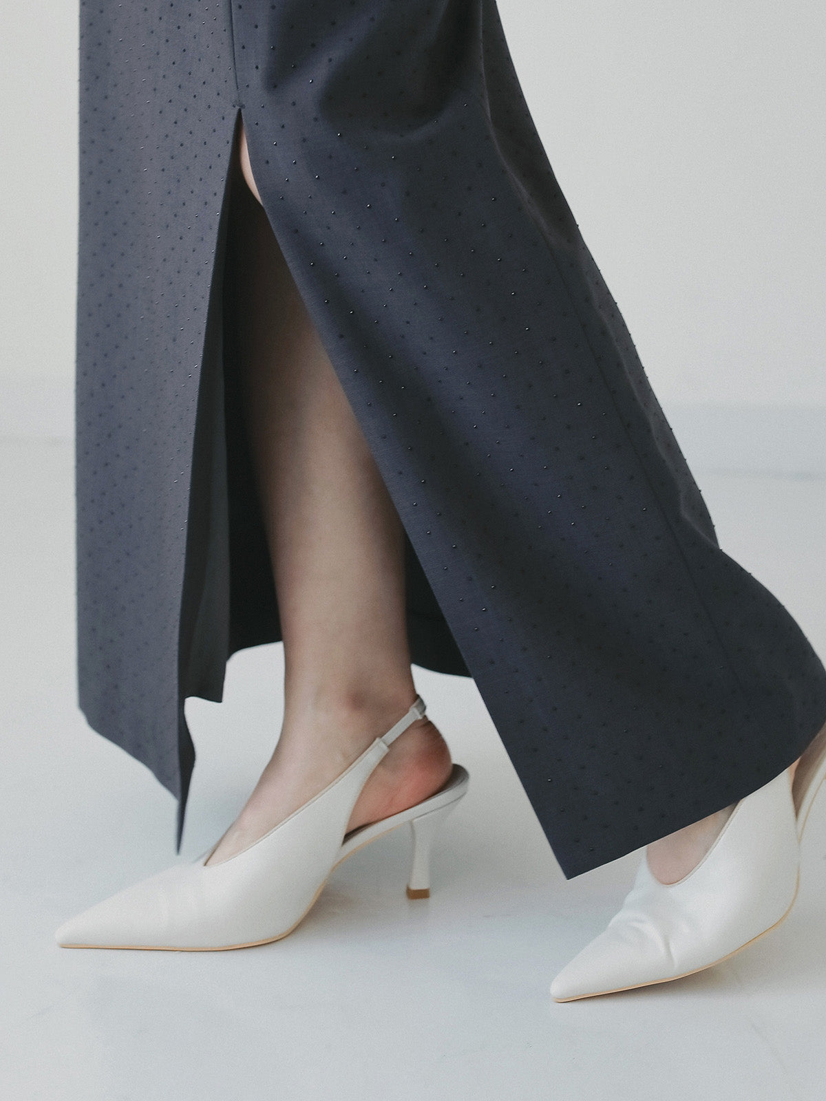 パイピングスリングバックパンプス