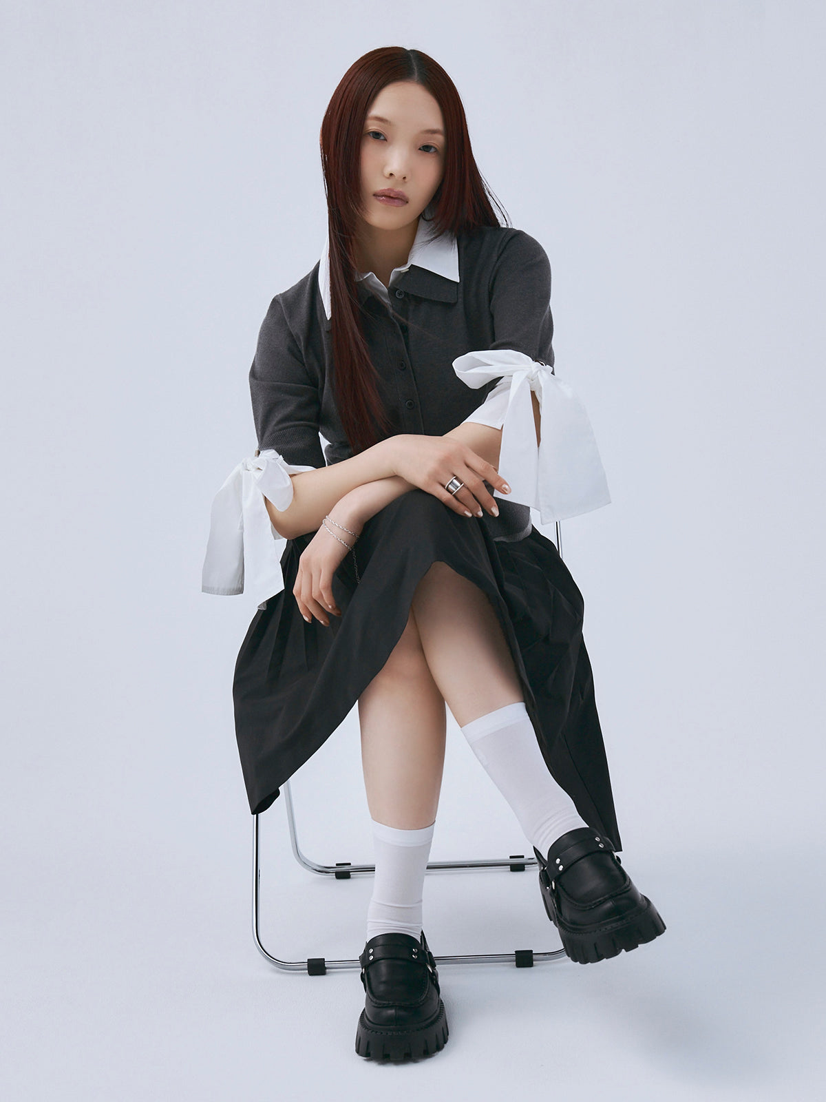 プリーツミディスカート