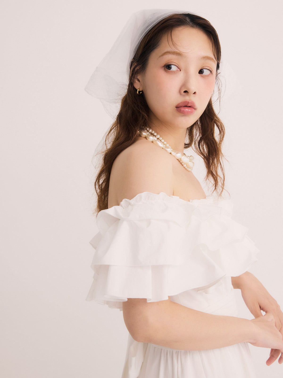 オフショルフリルマキシワンピース