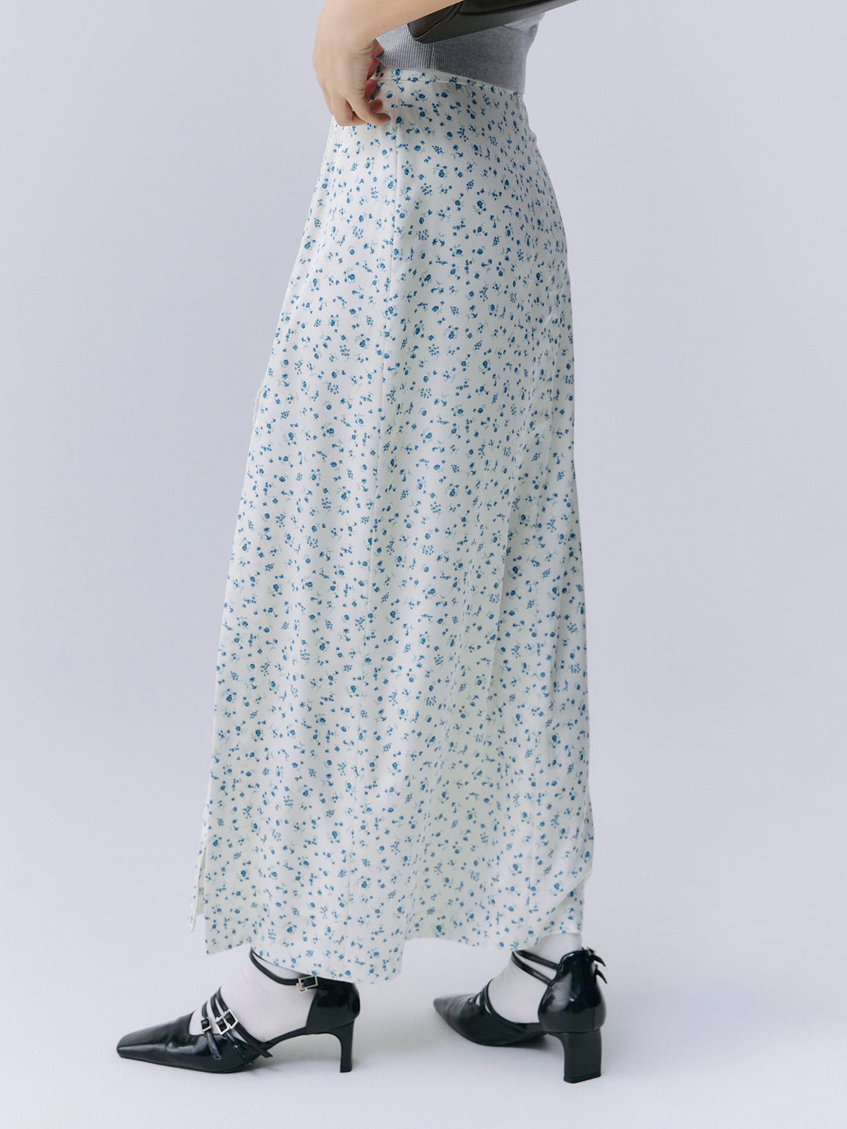 リトルフラワータイトスカート