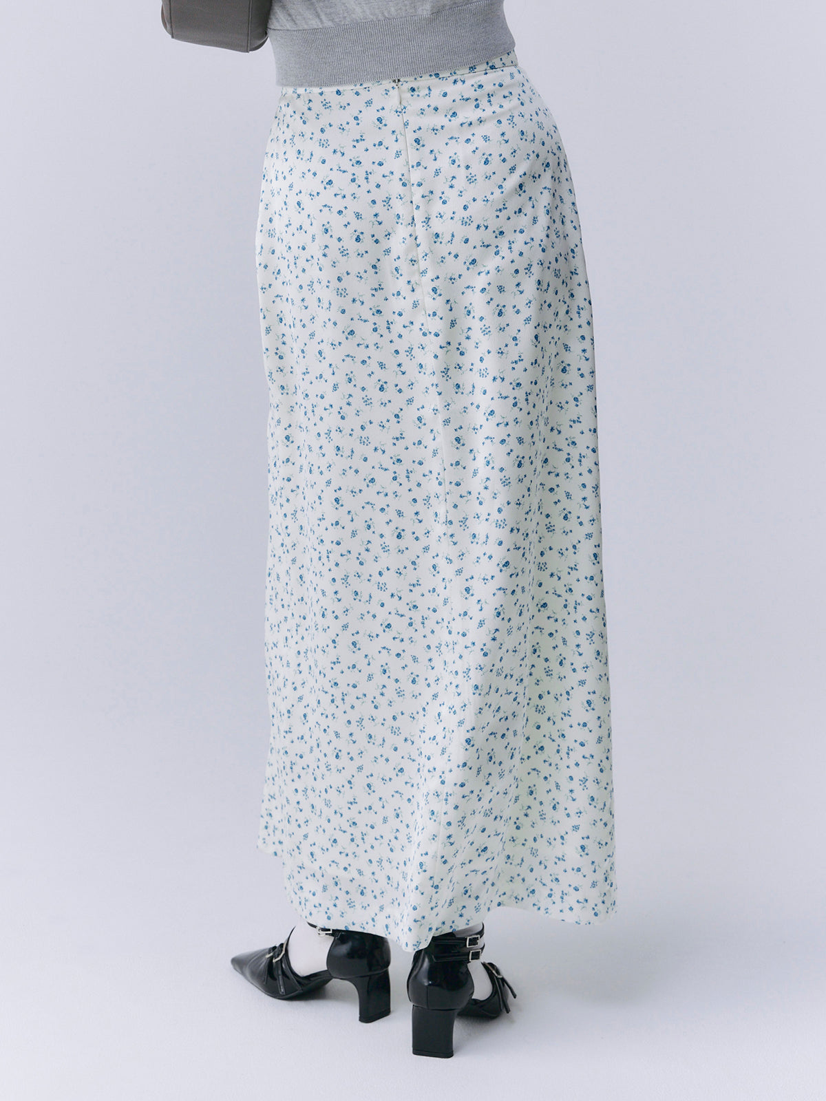 リトルフラワータイトスカート