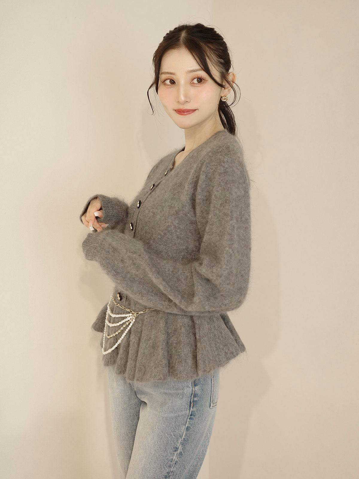 ウール起毛ペプラムニットカーディガン