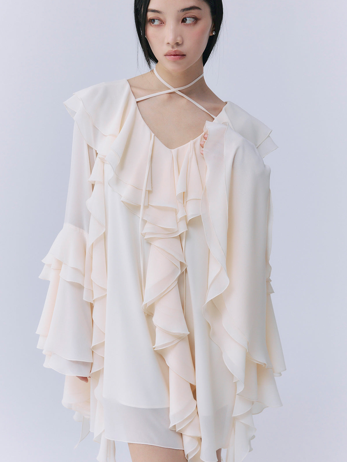 ボリュームラッフルミニドレス