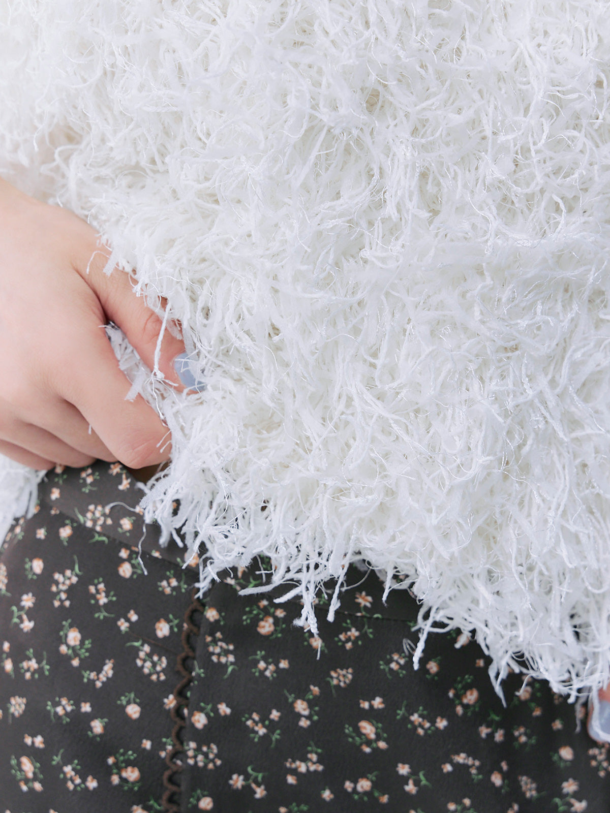 ロングフェザーヤーンニットベスト