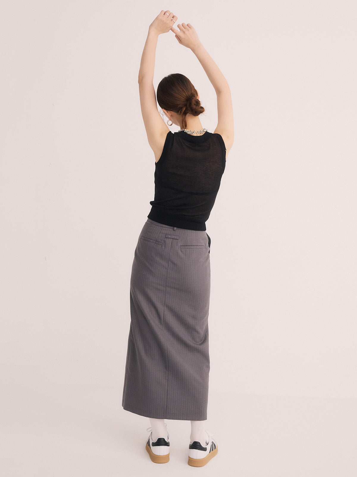 シアーノースリEimyロゴニット