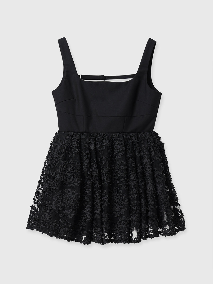 ボリュームペプラムトップス