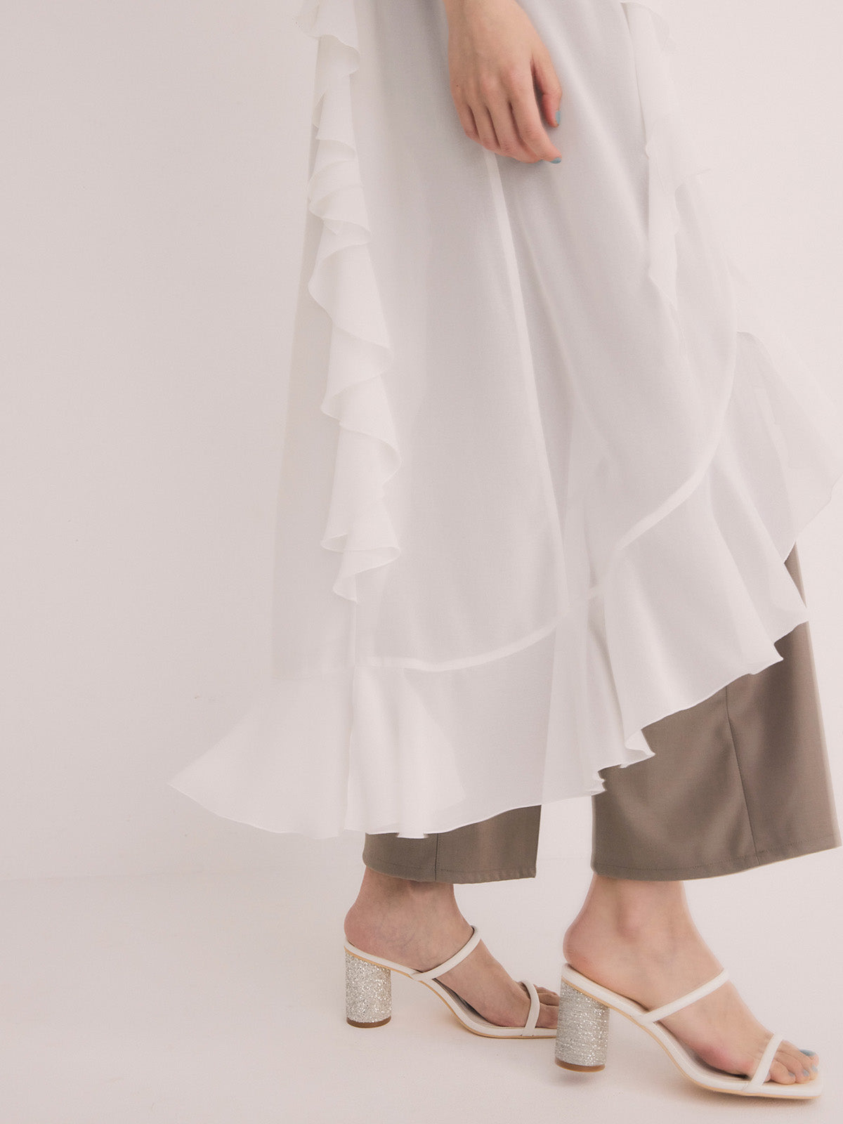 美脚フレアパンツ