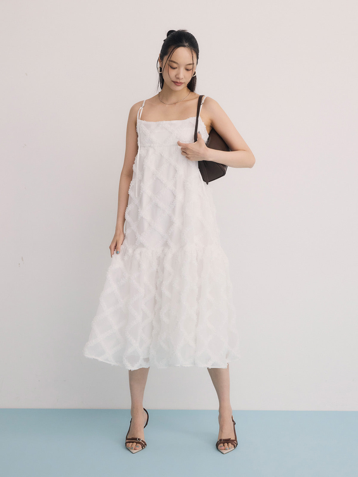 チェック刺繍ワンピース