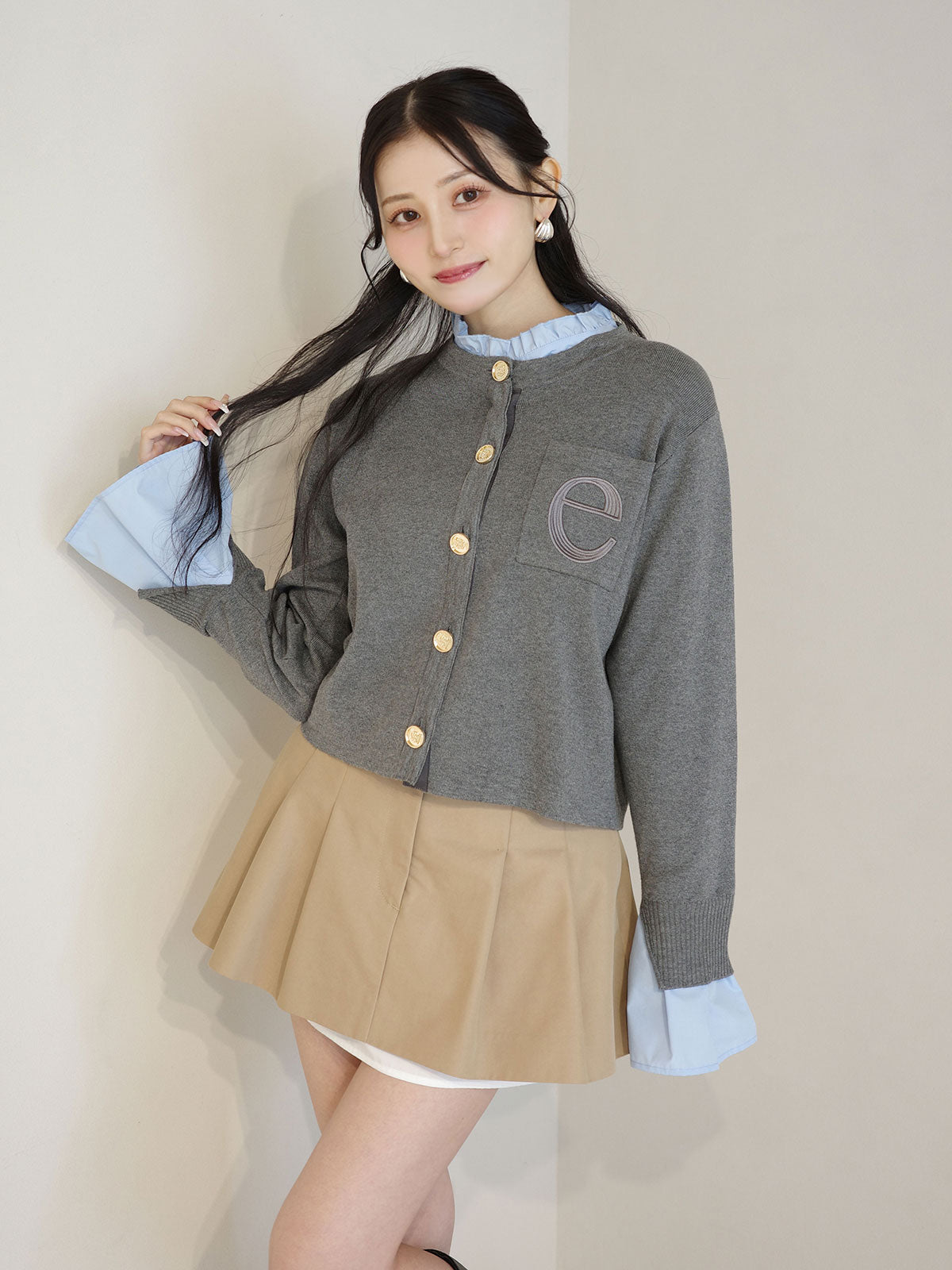 MODEL:160cm／COLOR:GREY／SIZE:F