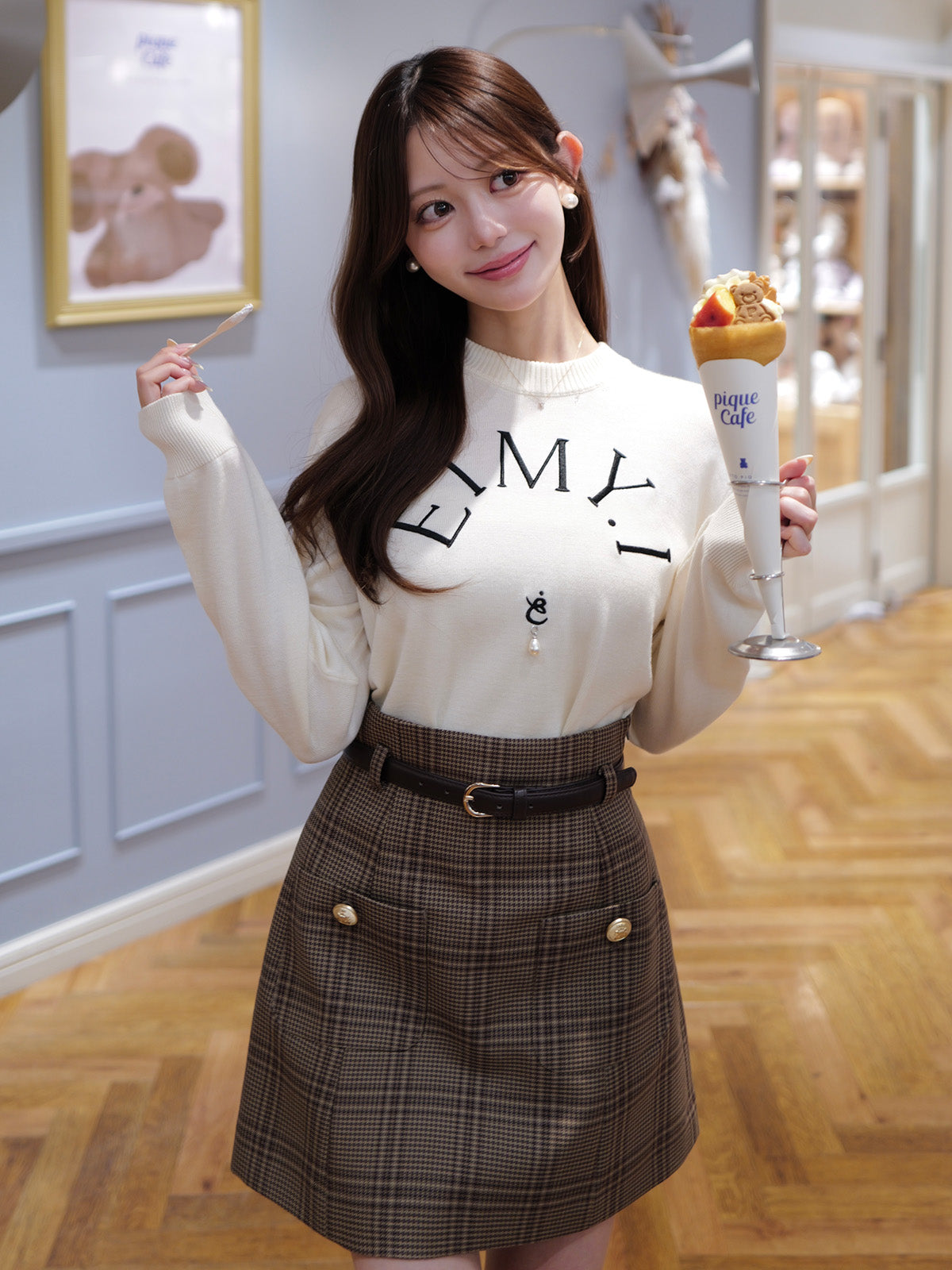 EIMY LOGO KNIT TOPS