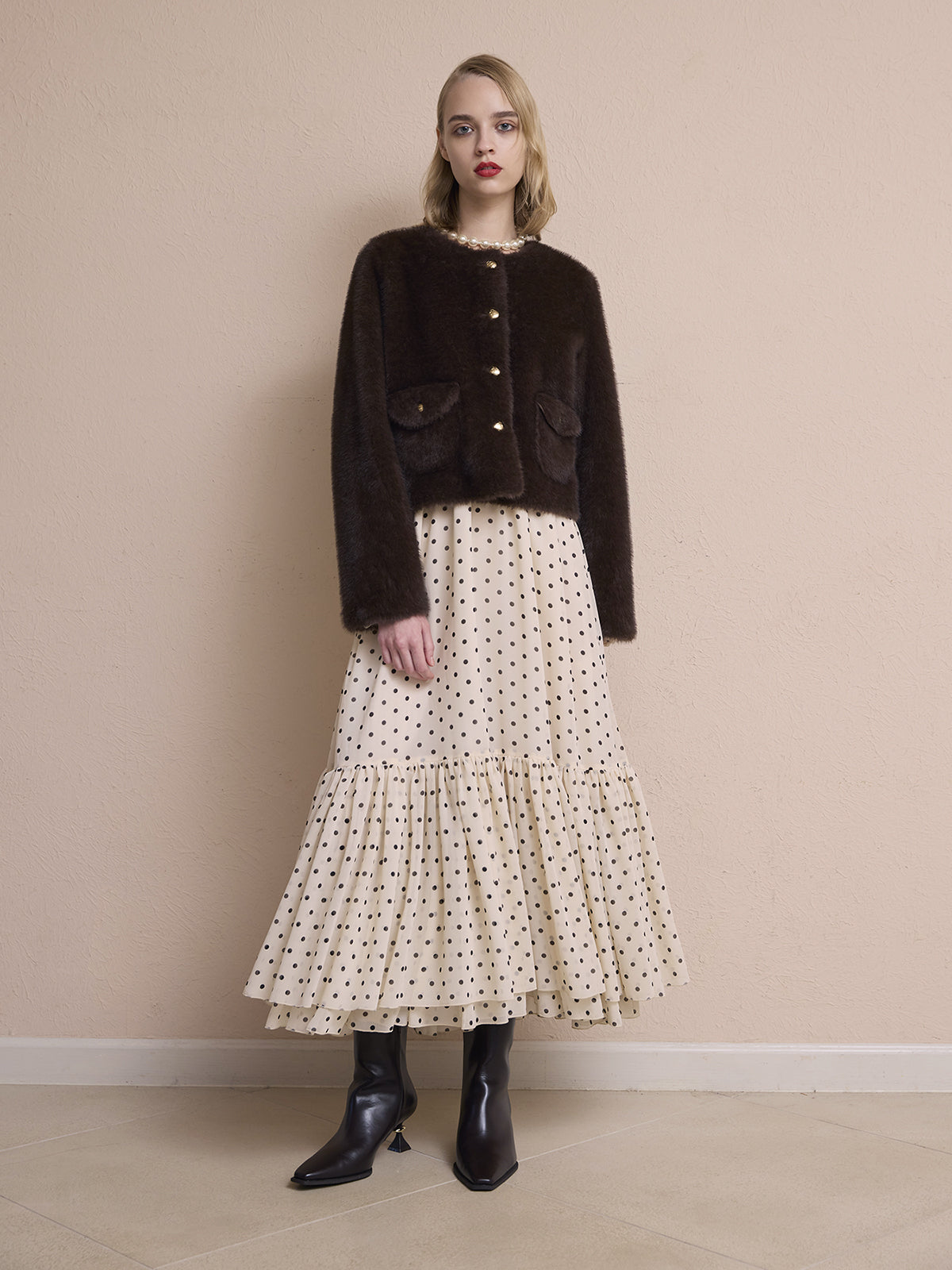 ゴールドボタンフェイクファージャケット