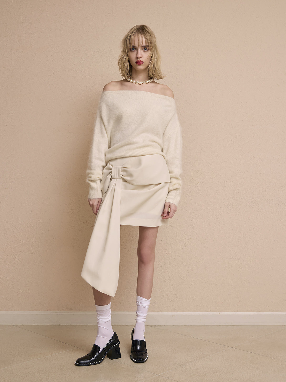 ウール起毛オフショルニットトップス