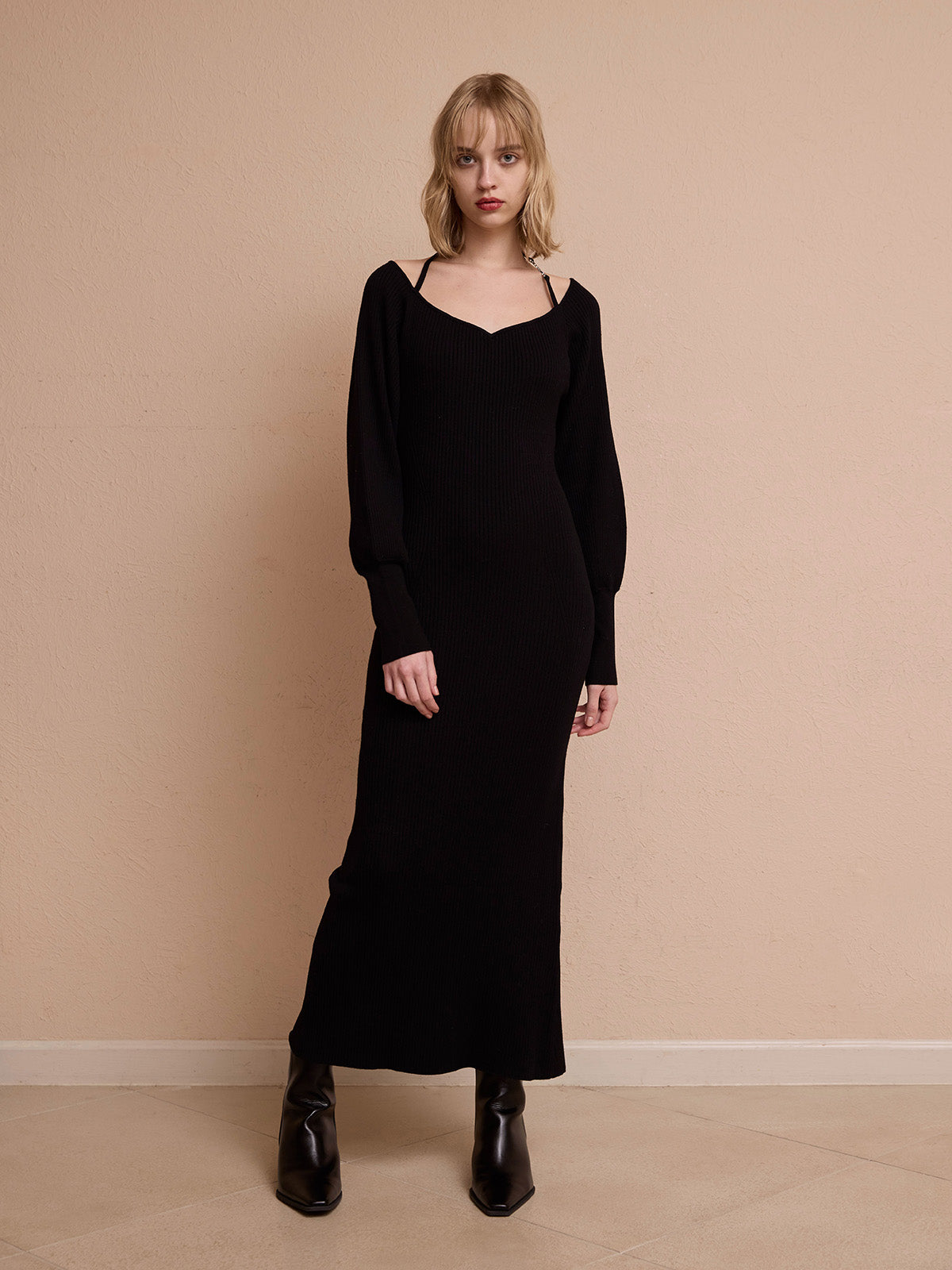 ★LOUIS VUITTON★ カシミヤリブニットロングワンピースS★ロゴレザー ☆LOUIS VUITTON☆ カシミヤリブニットロングワンピースS☆ロゴレザー