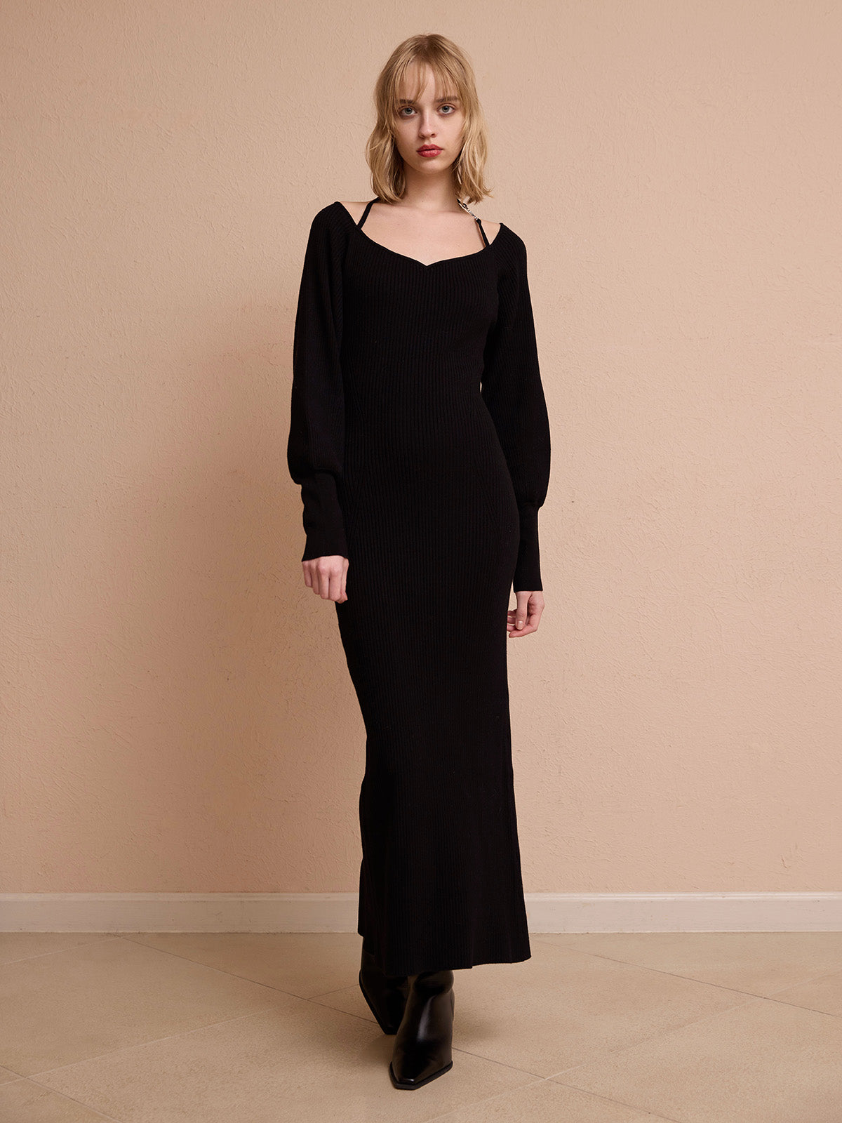 フロントロゴリブニットワンピース