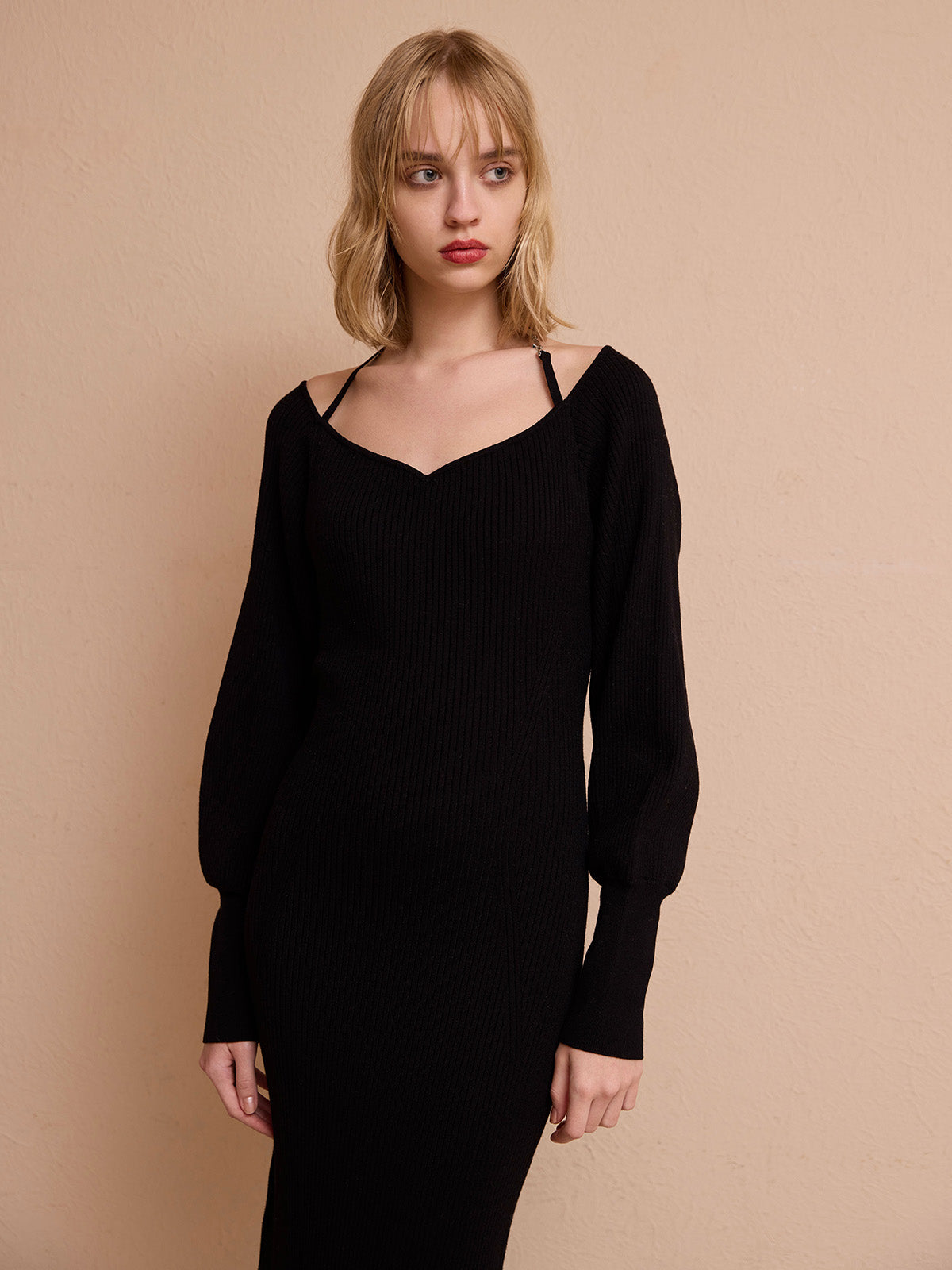 フロントロゴリブニットワンピース