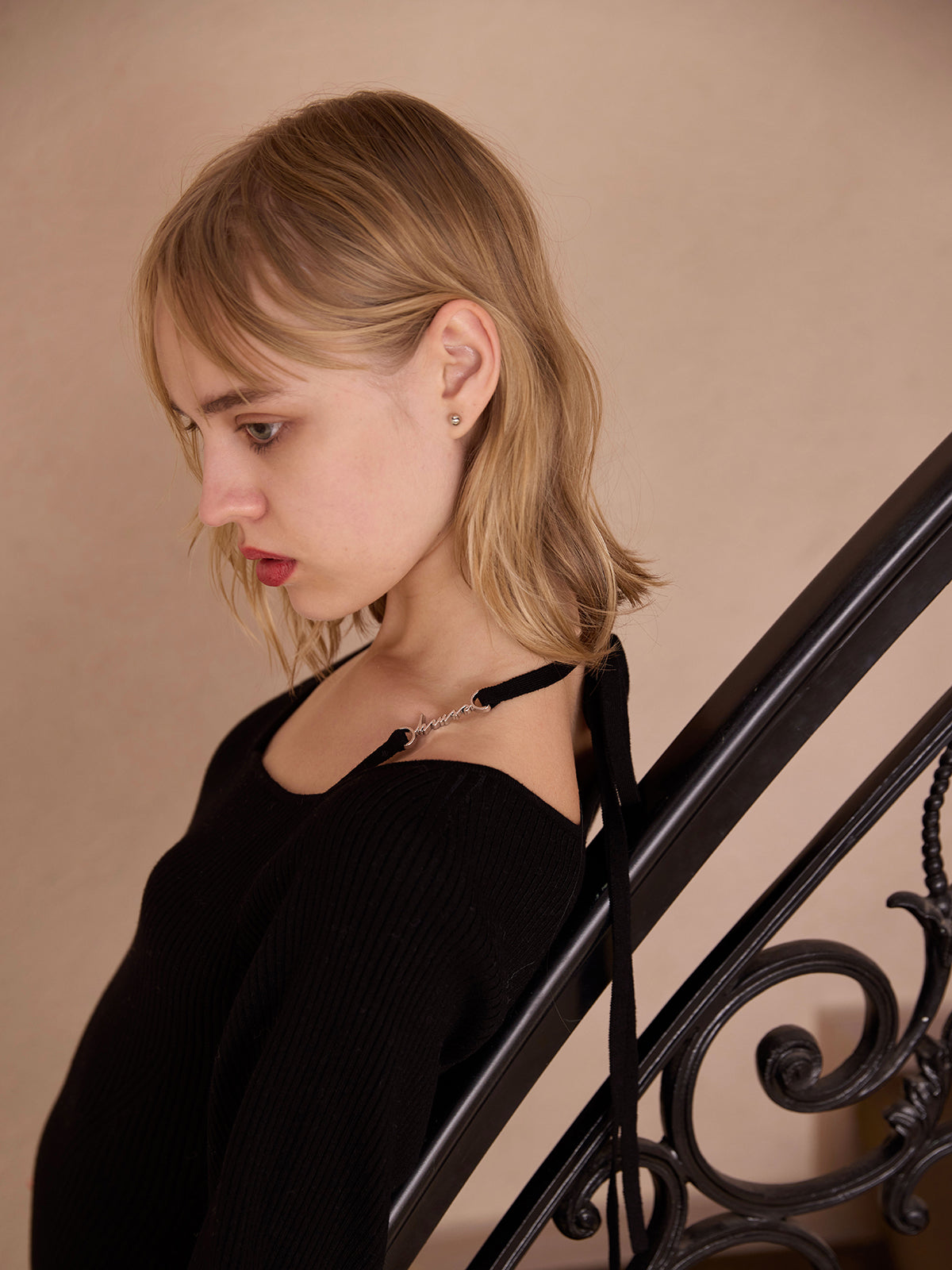 フロントロゴリブニットワンピース