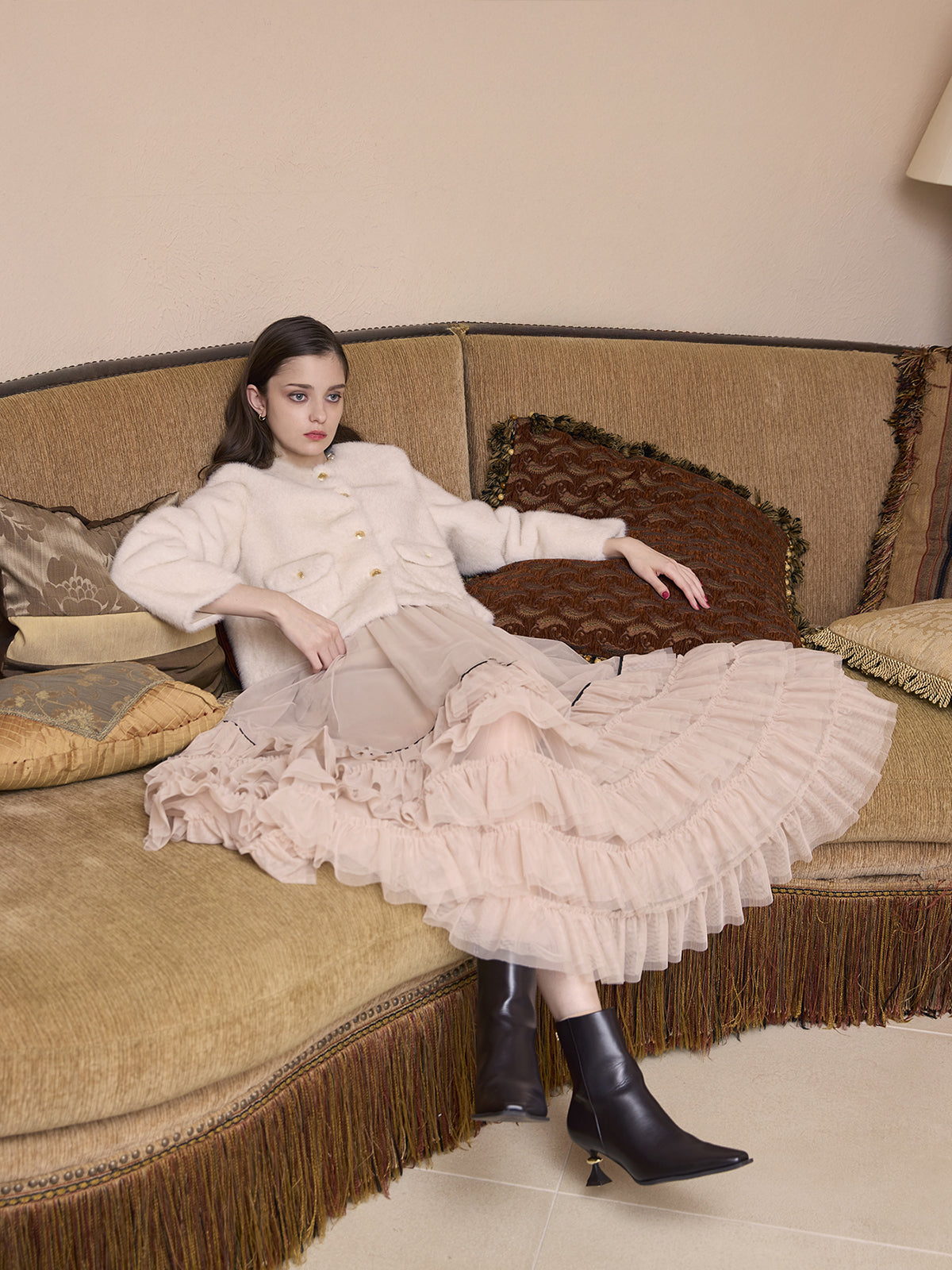 ゴールドボタンフェイクファージャケット