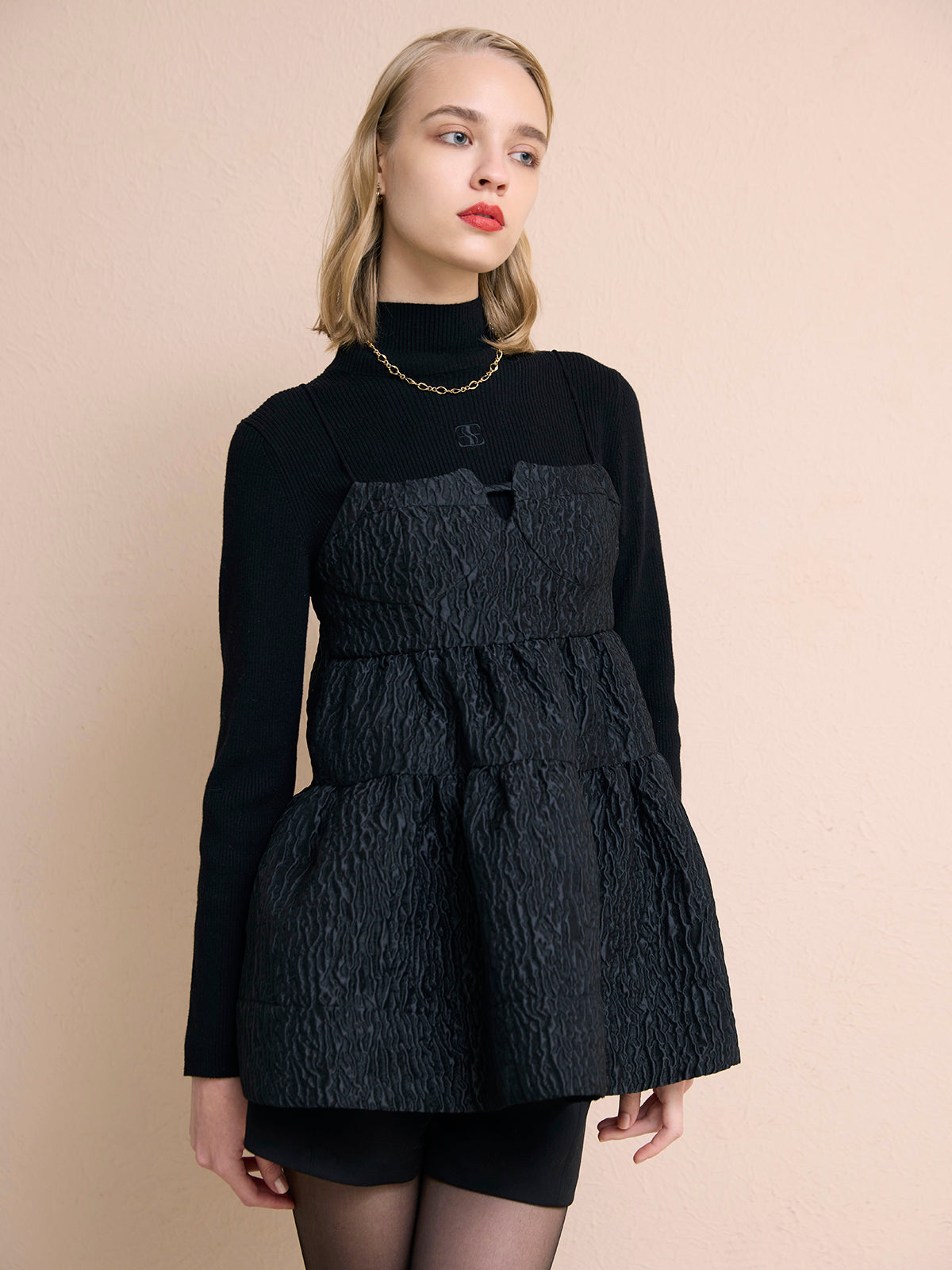 ボトルネックリブニットトップス