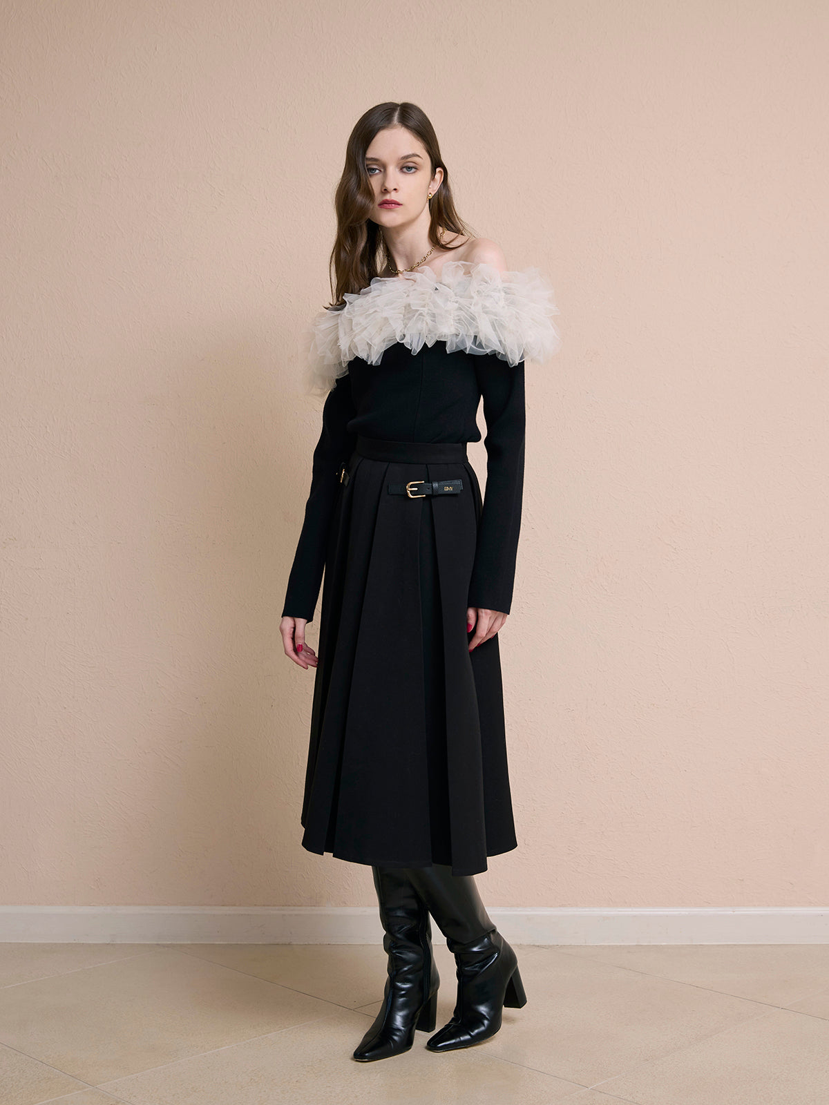 チュールオフショルニット