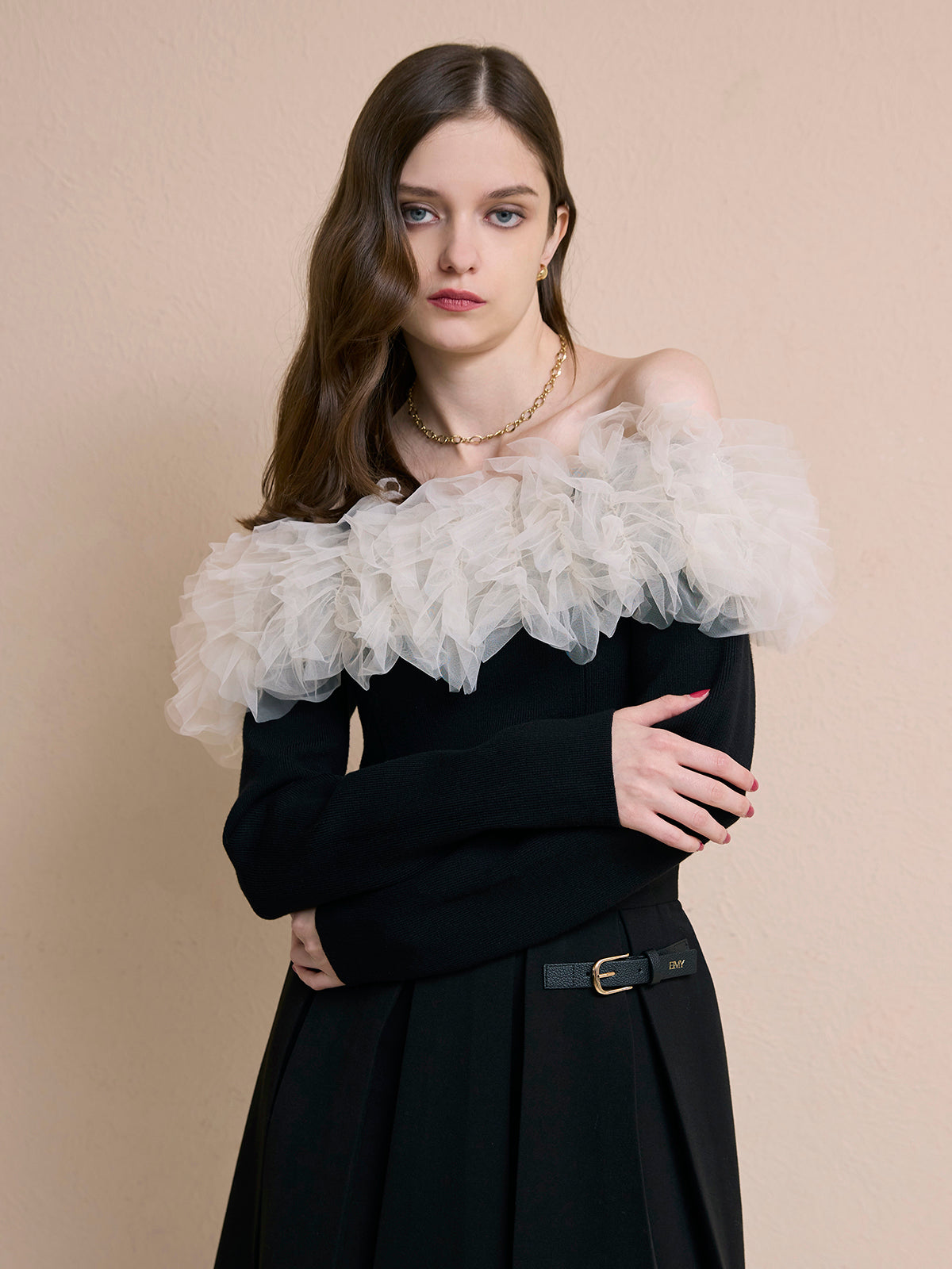 チュールオフショルニット