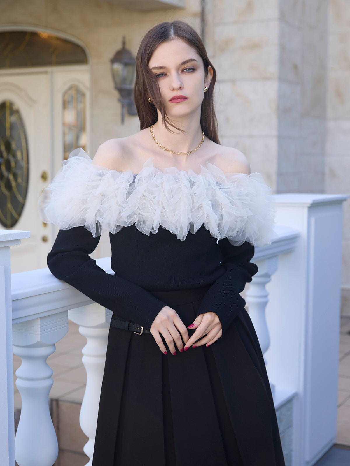 チュールオフショルニット