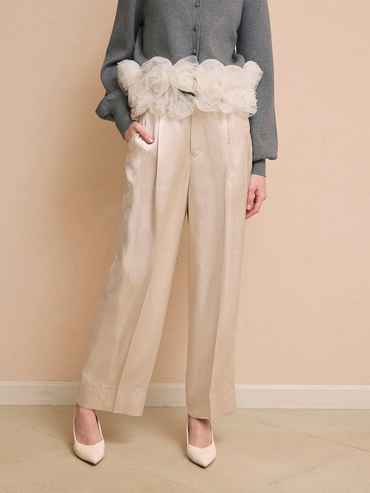 サテンタックパンツ