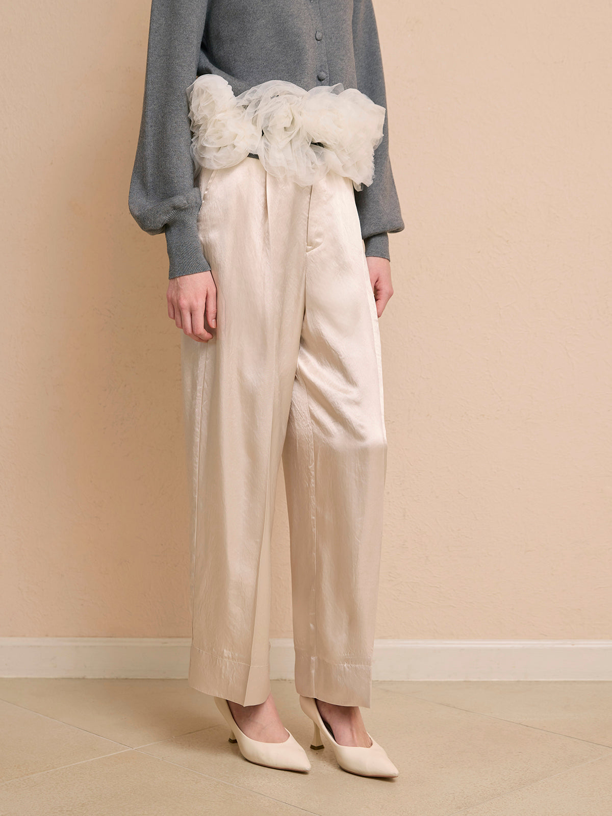 サテンタックパンツ