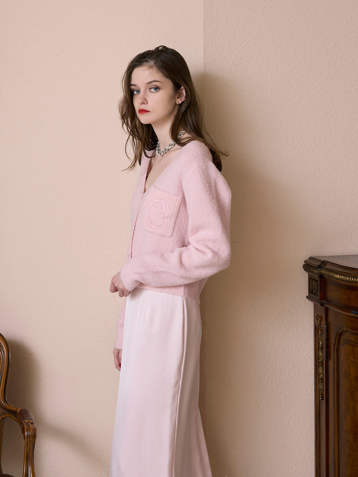 フェザートリムサテンストレートスカート