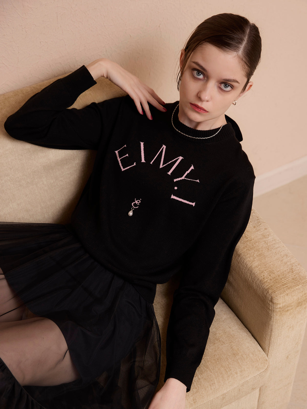 MODEL:173cm／COLOR:BLACK／SIZE:F