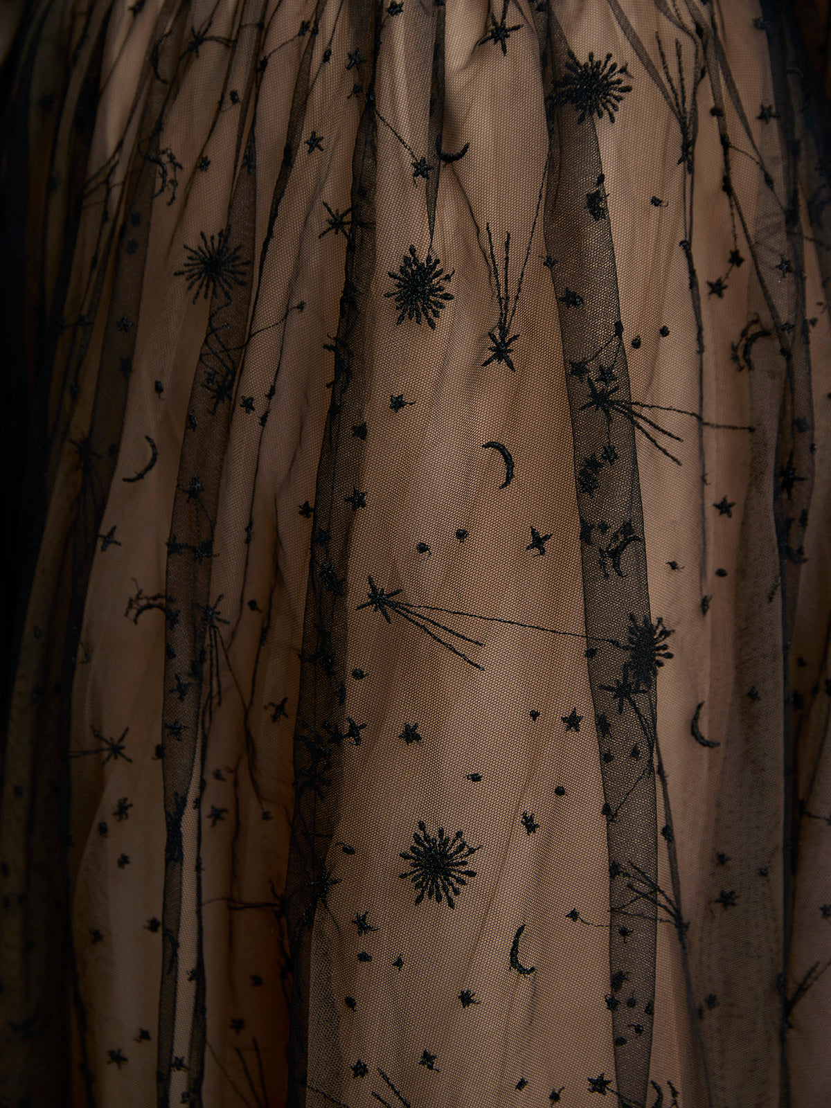 スターエンブロイダリースカート