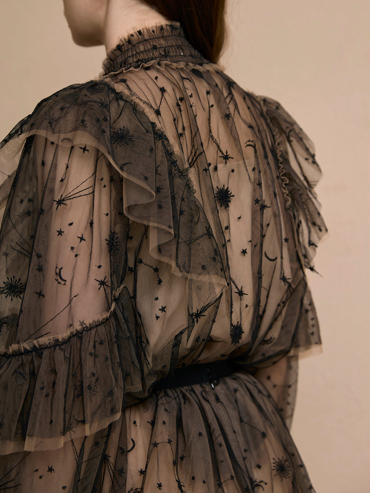 スターエンブロイダリーブラウス