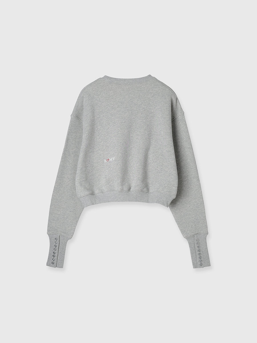 バックロゴ刺繍プルオーバー