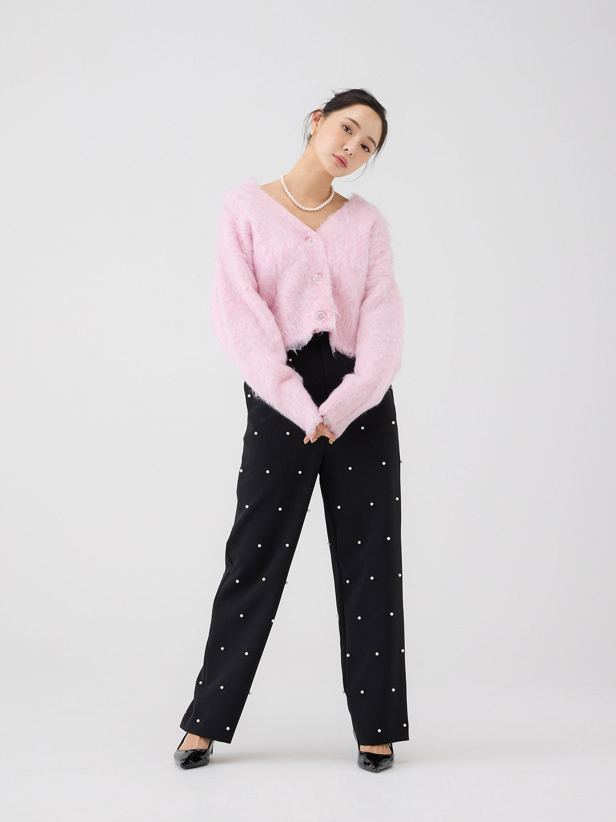 パールスタッズストレートパンツ