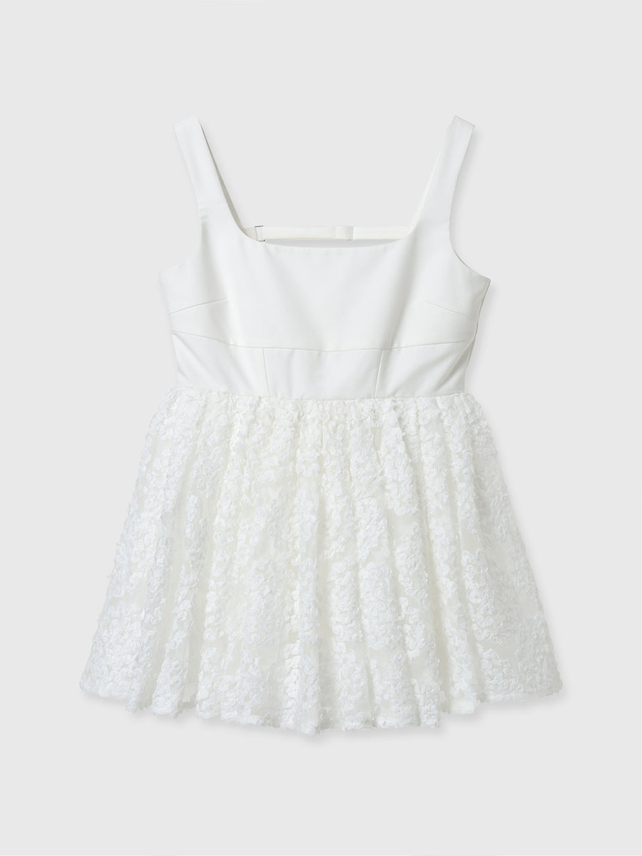 ボリュームペプラムトップス