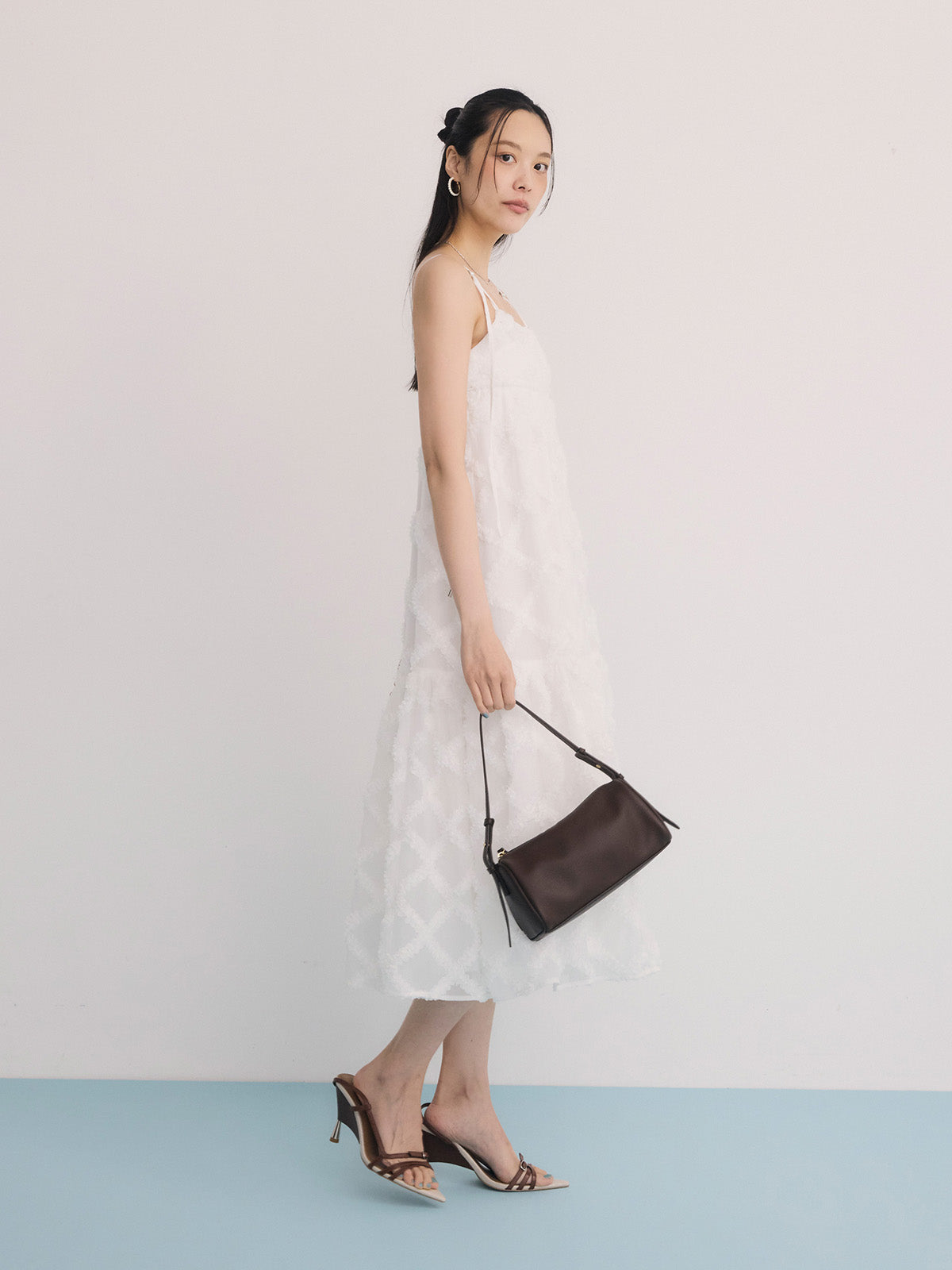 チェック刺繍ワンピース