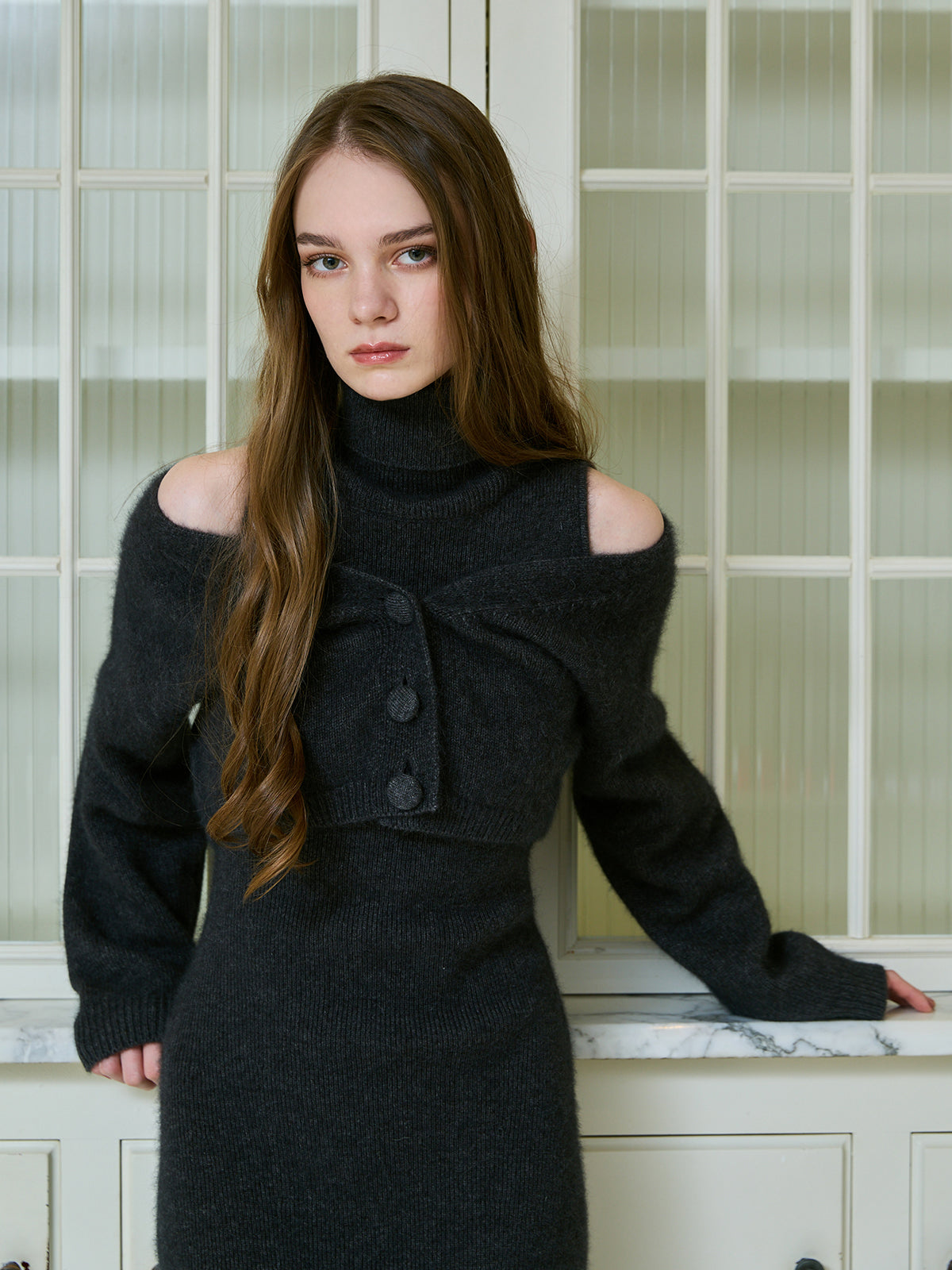 オフショルニットカーデセットワンピ