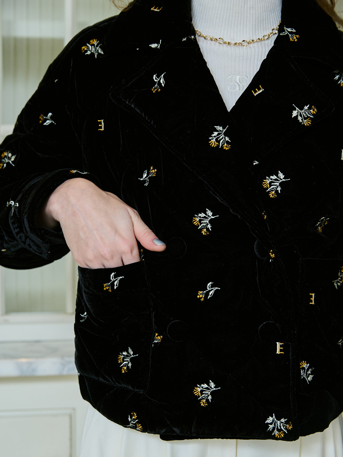 フワラーモチーフベルベットキルティングジャケット