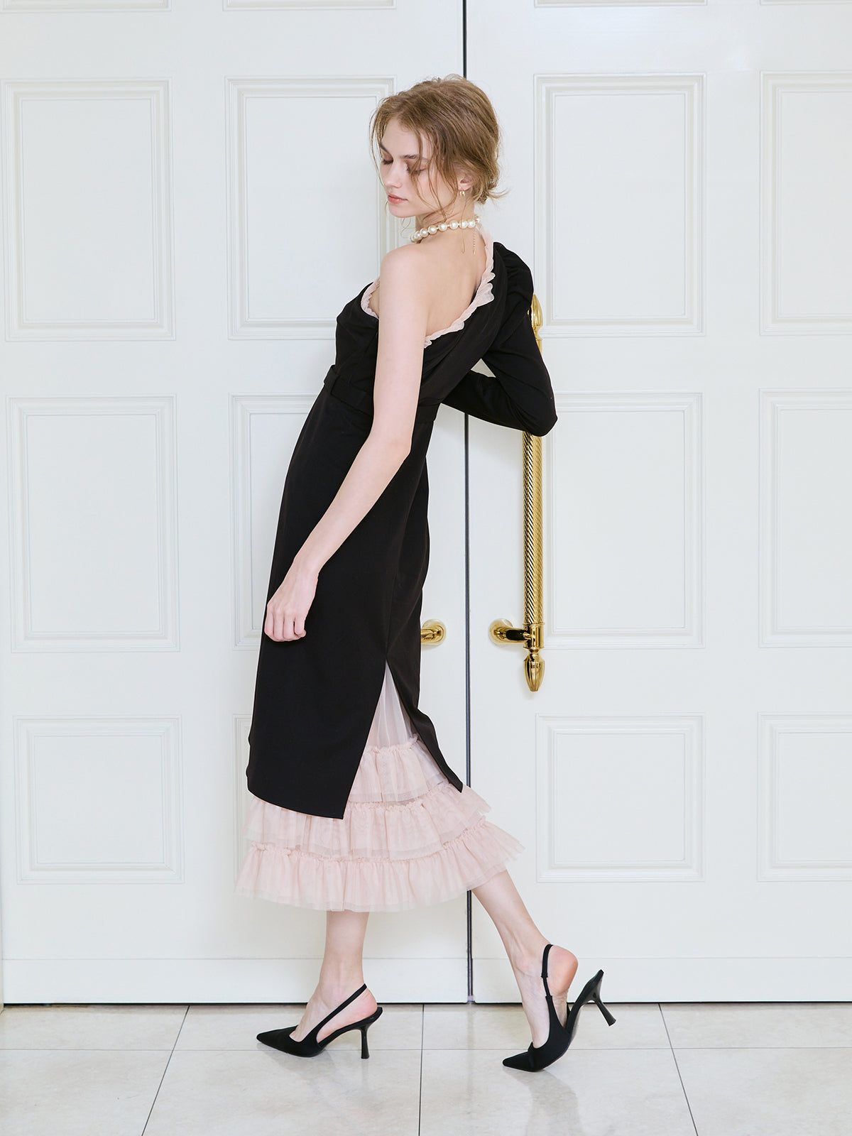 フリルチュールワンショルダードレス