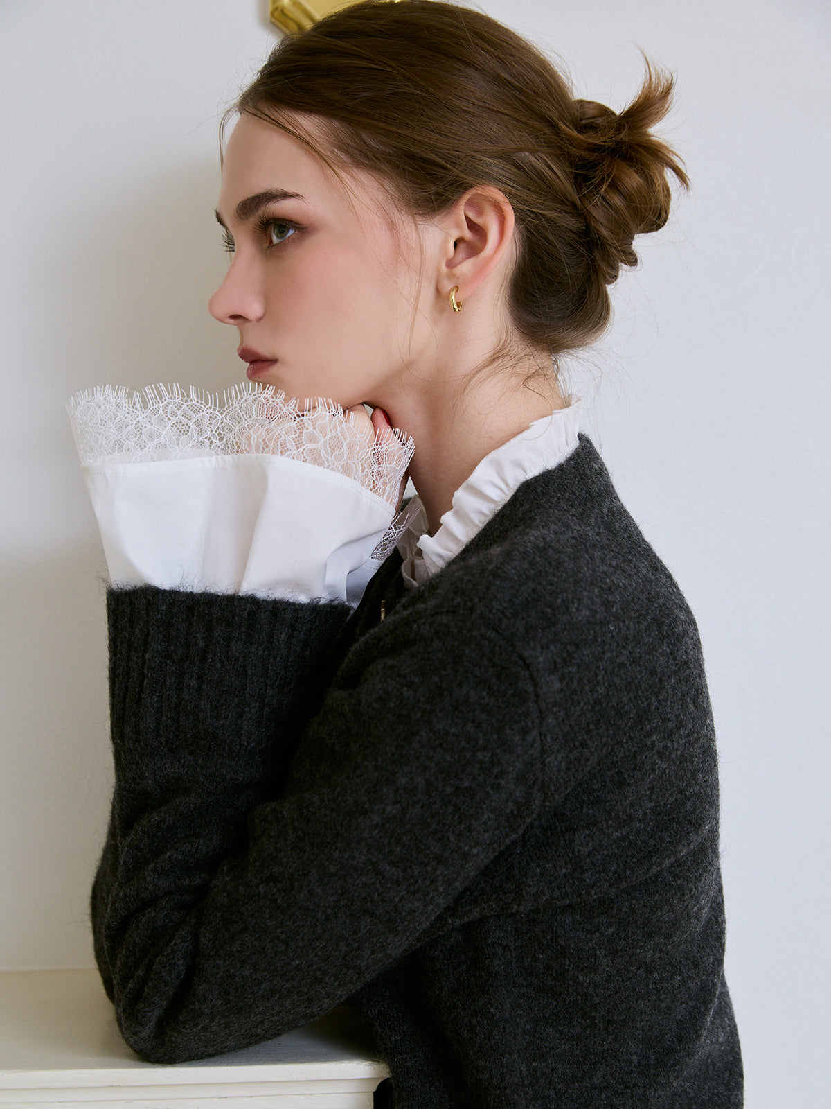 Attachedcollrモヘアカーディガン