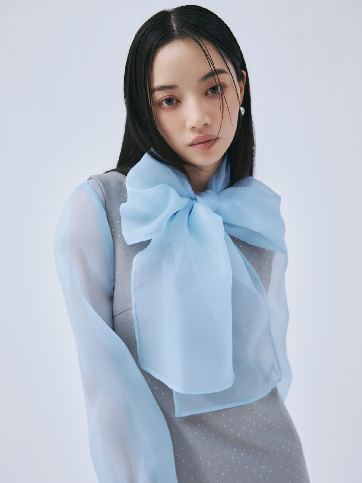 ビジュートリムミニワンピース