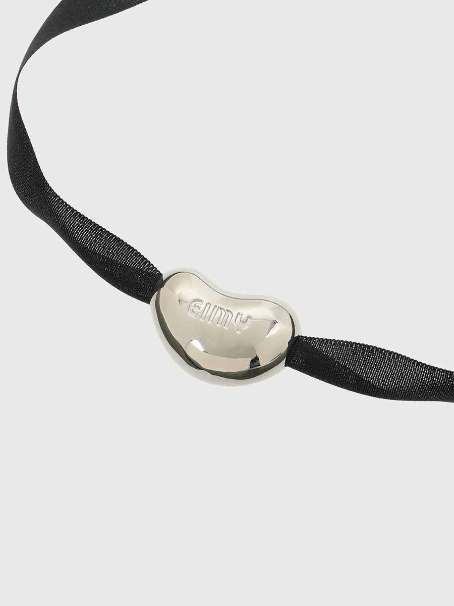 ハートモチーフチョーカー