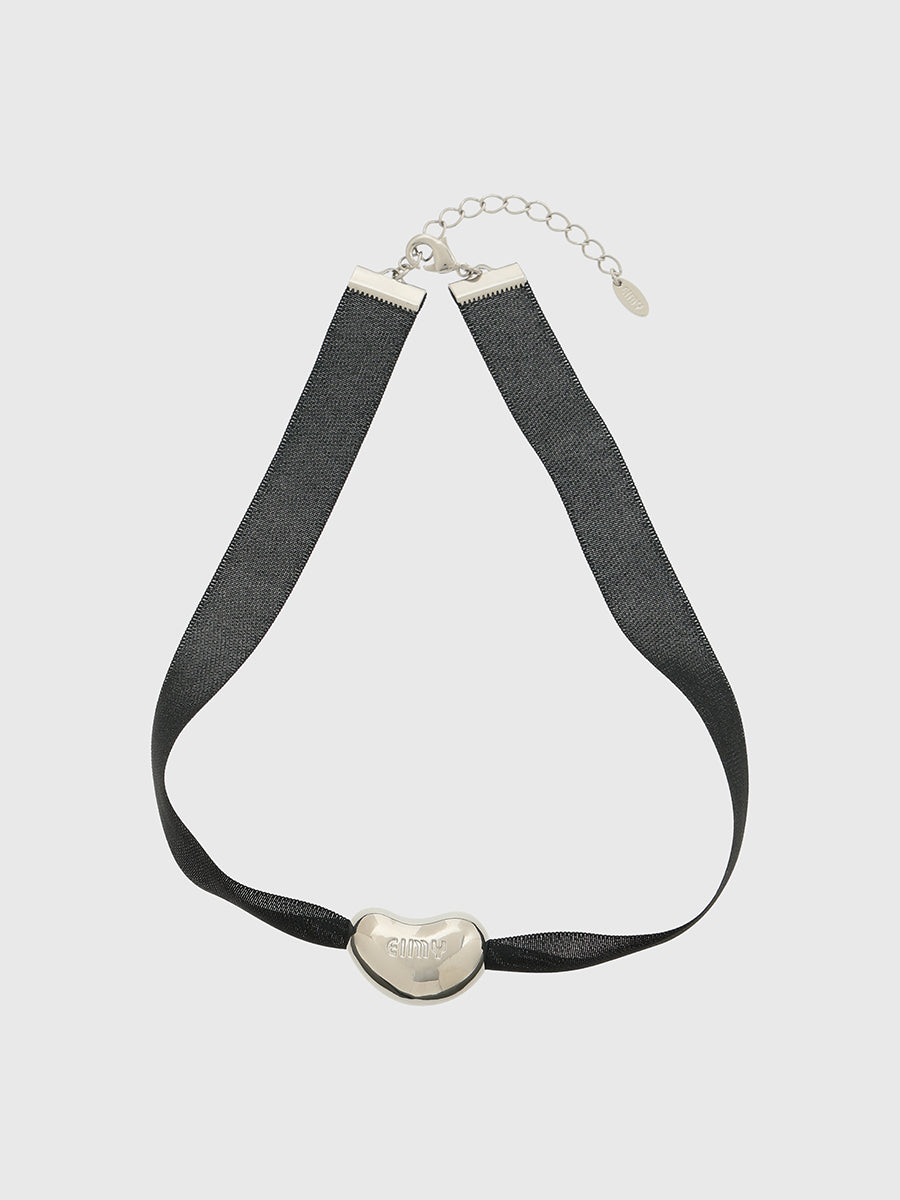 ハートモチーフチョーカー