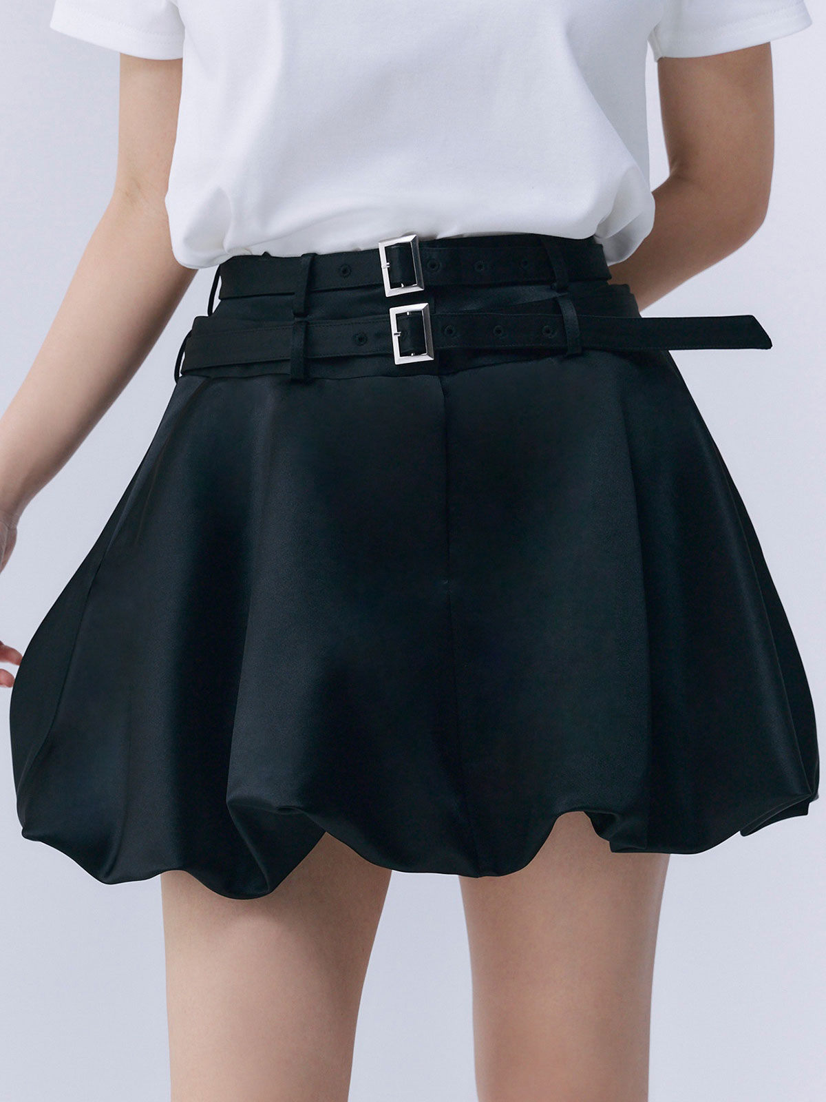 ダブルベルトサテンミニスカート
