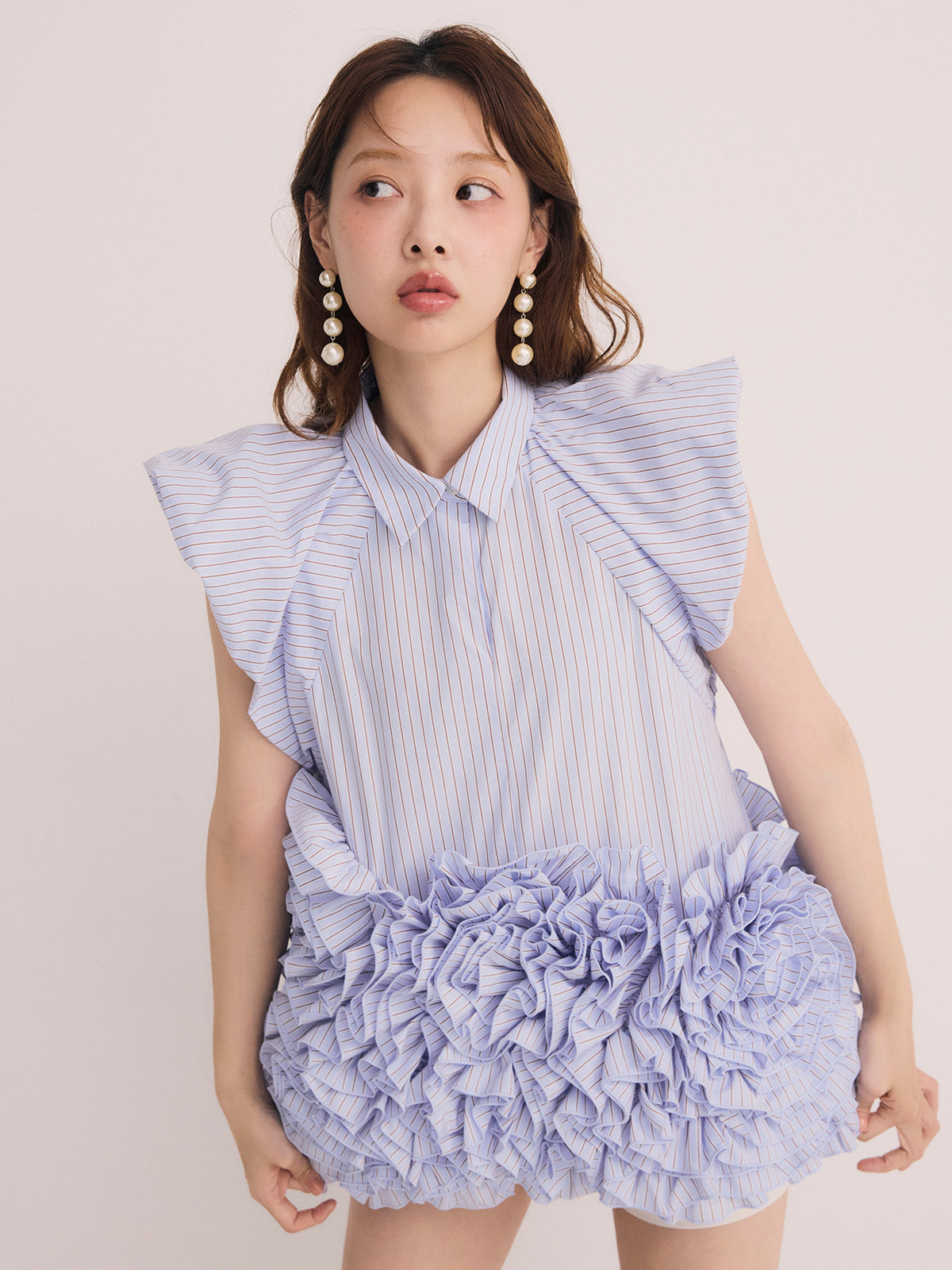 フラワーモチーフブラウス