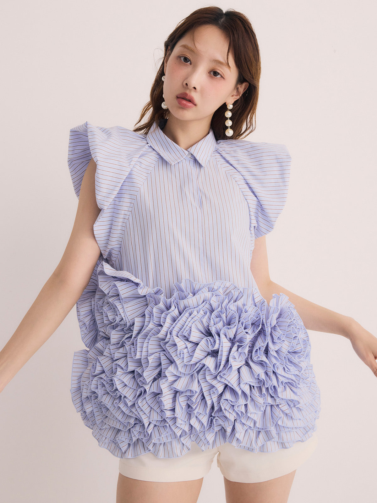 フラワーモチーフブラウス