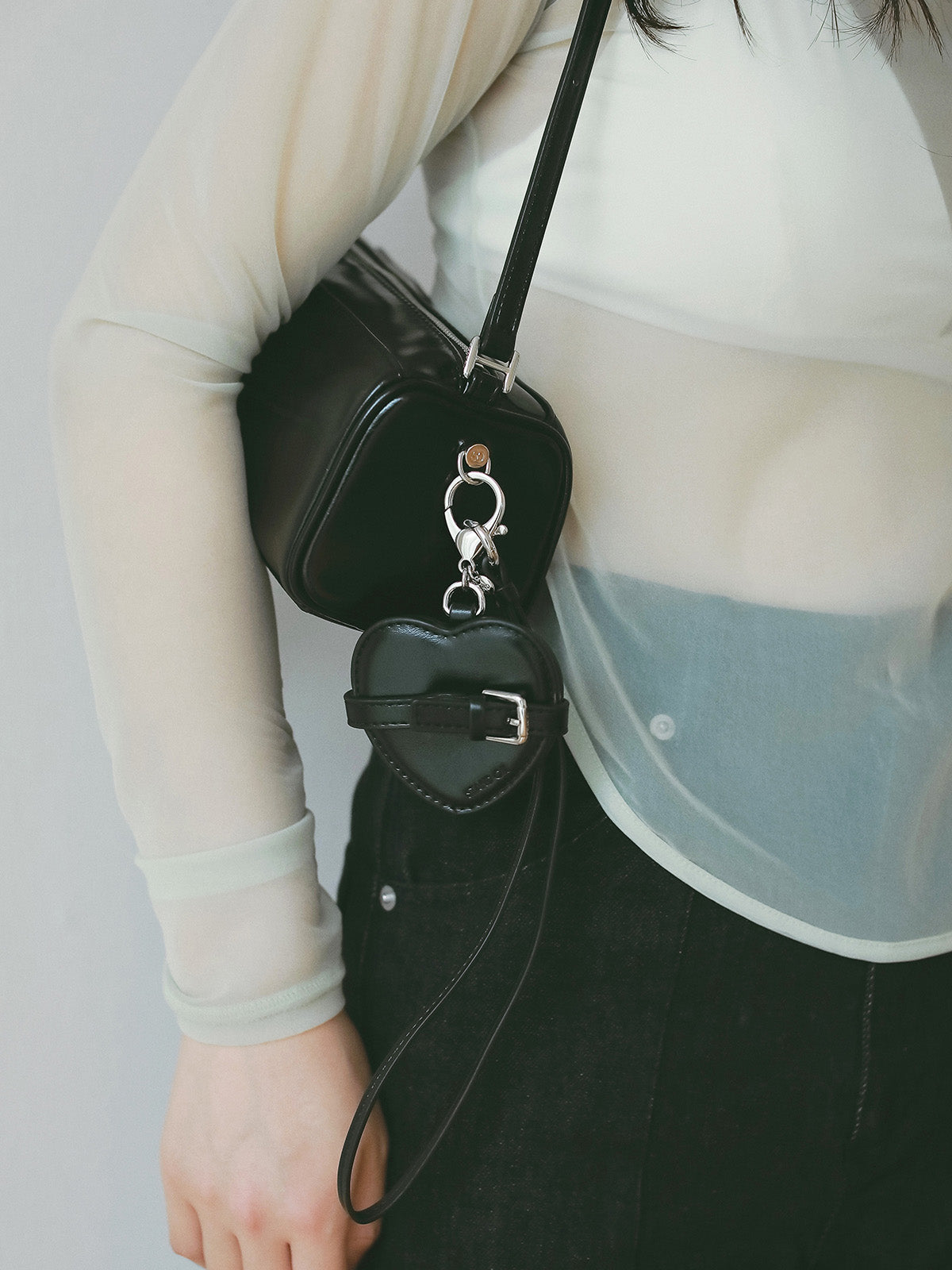 STAND OIL】BELTED MIRROR KEYRING
