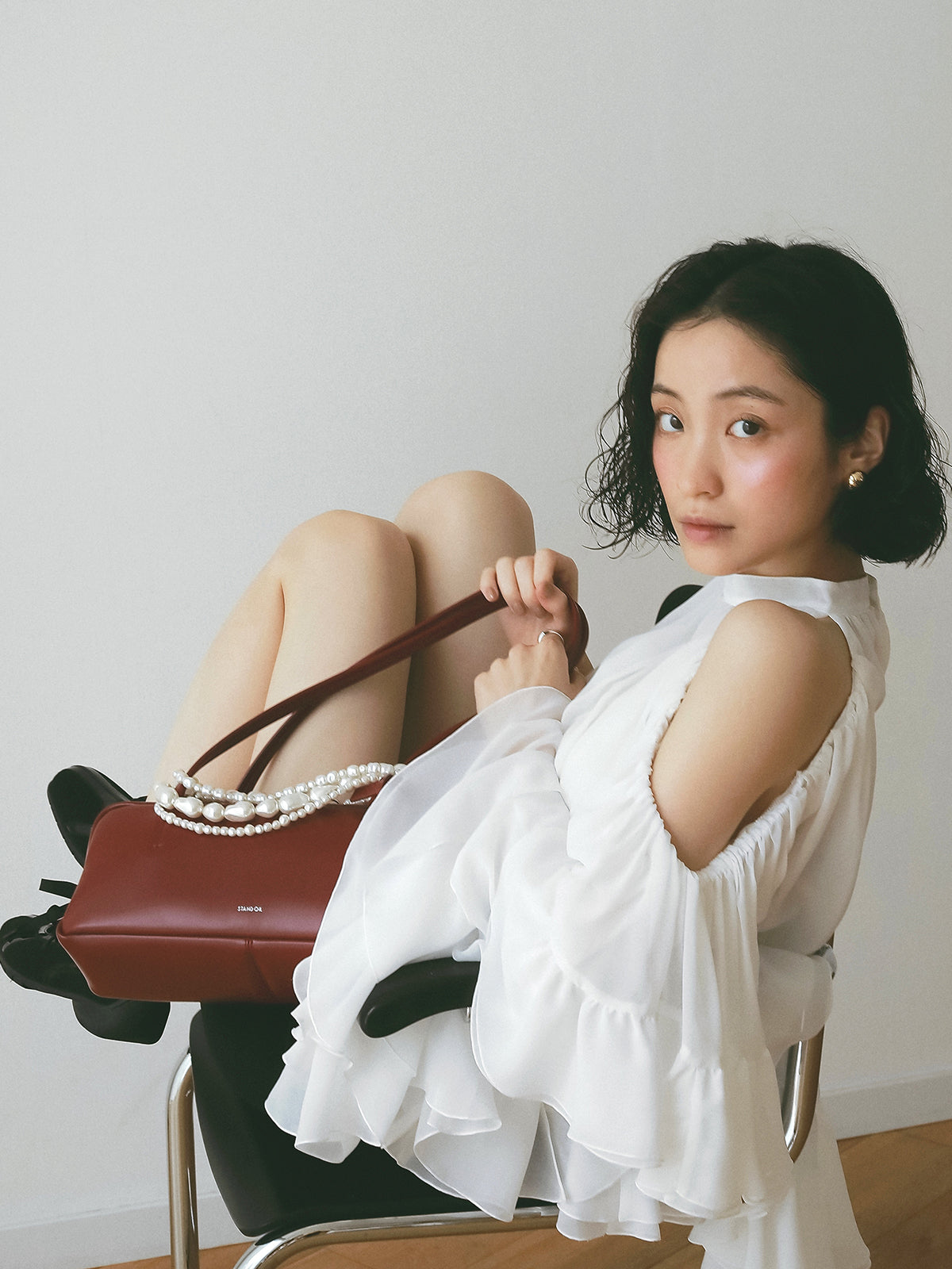 STAND OIL More Baguette Bagブラックショルダーバッグ STAND OIL】MORE BAGUETTE BAG