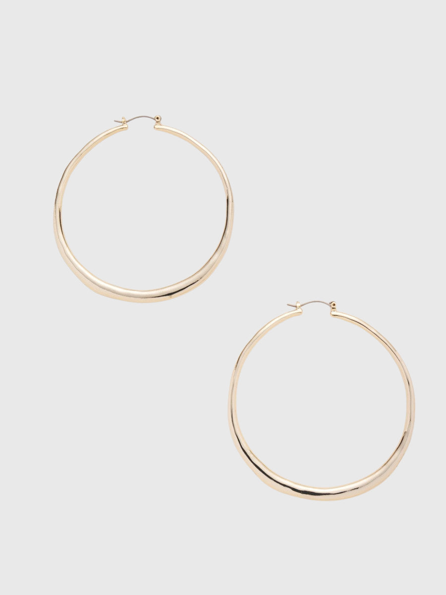 ニュアンスメタルピアス